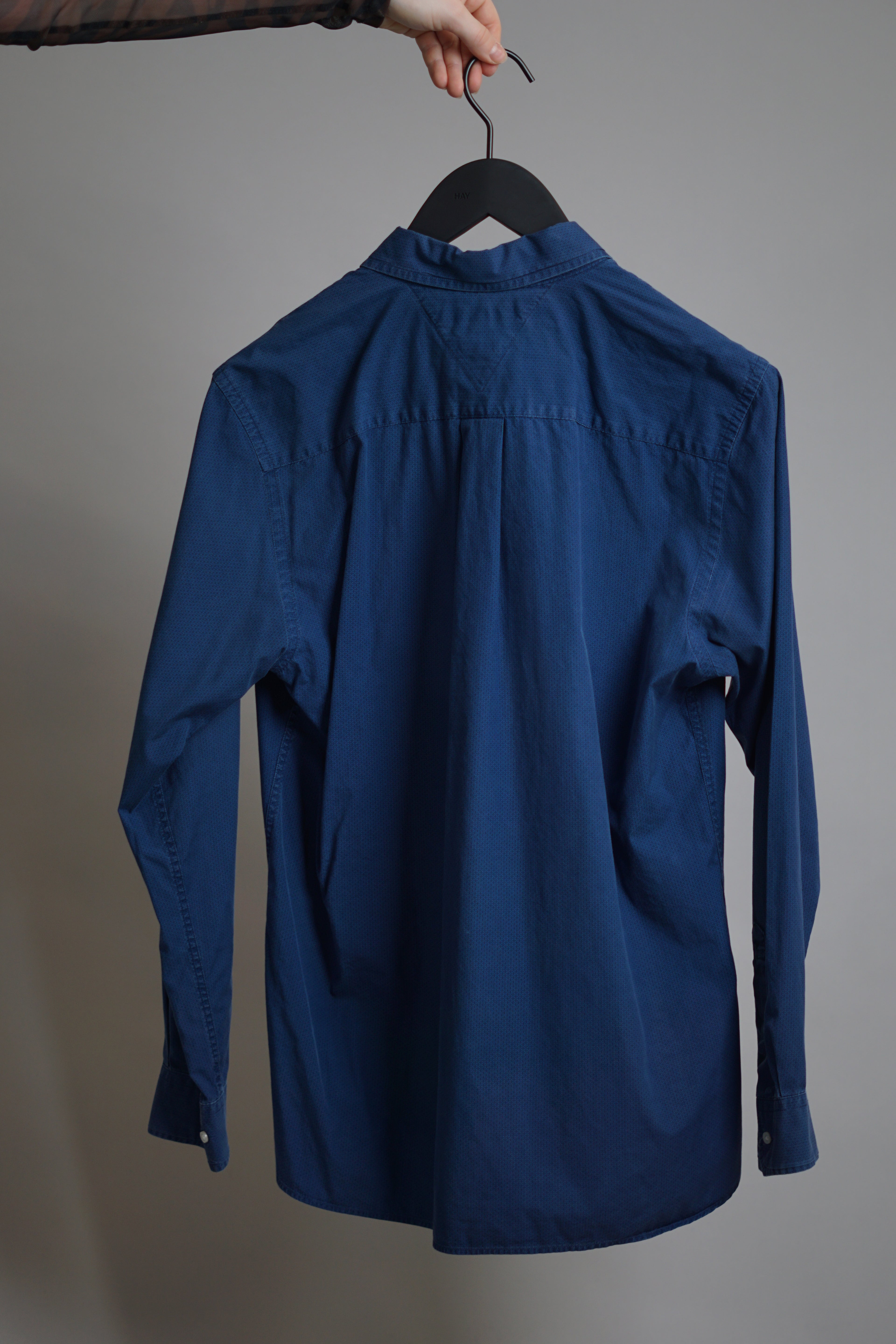 Tommy Hilfiger – Custom Fit – 2-lagiges dunkelblaues Button-Down-Hemd im 80er-Jahre-Stil