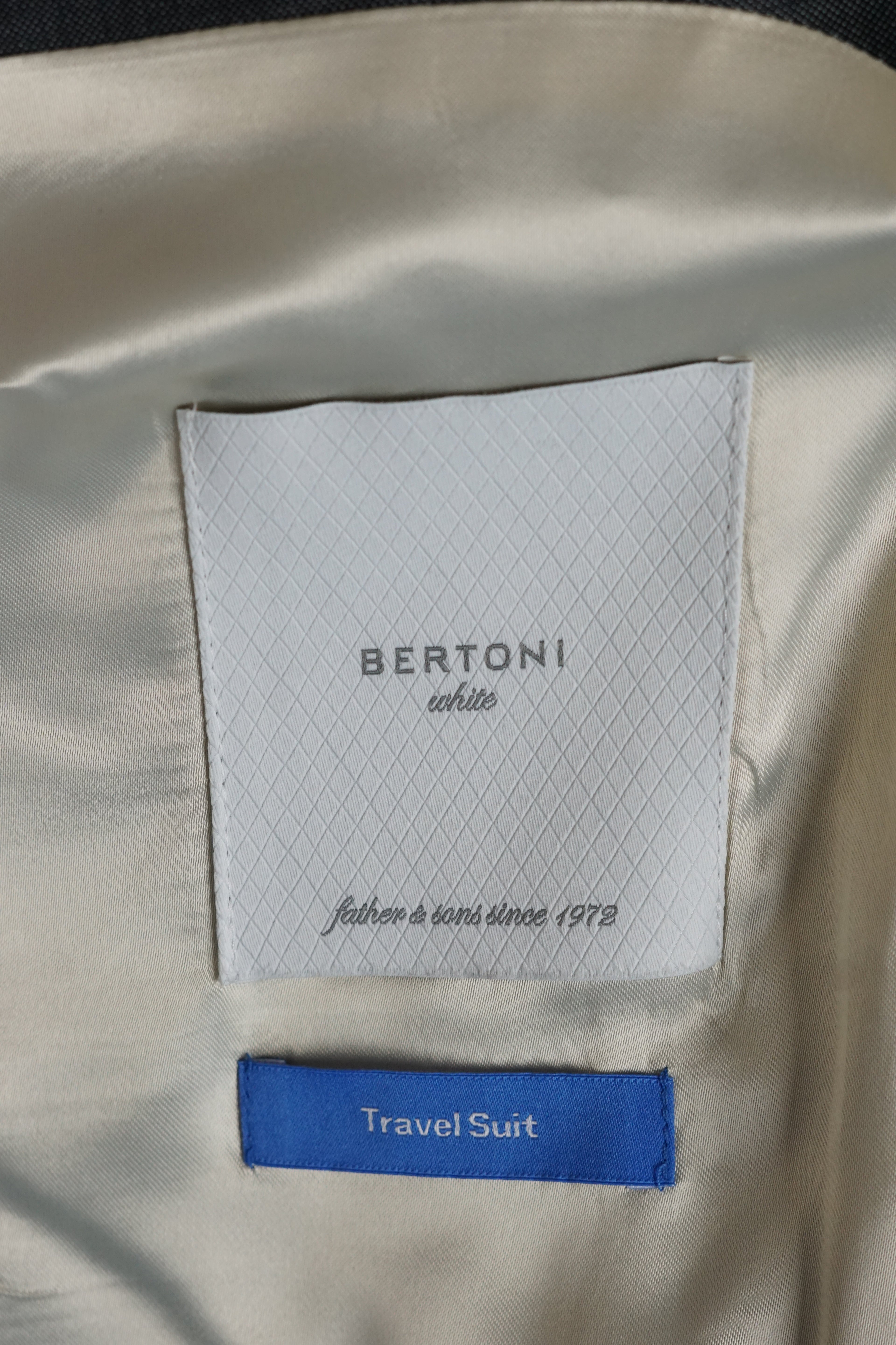 Bertoni Gray Travel White-Collection Blazer