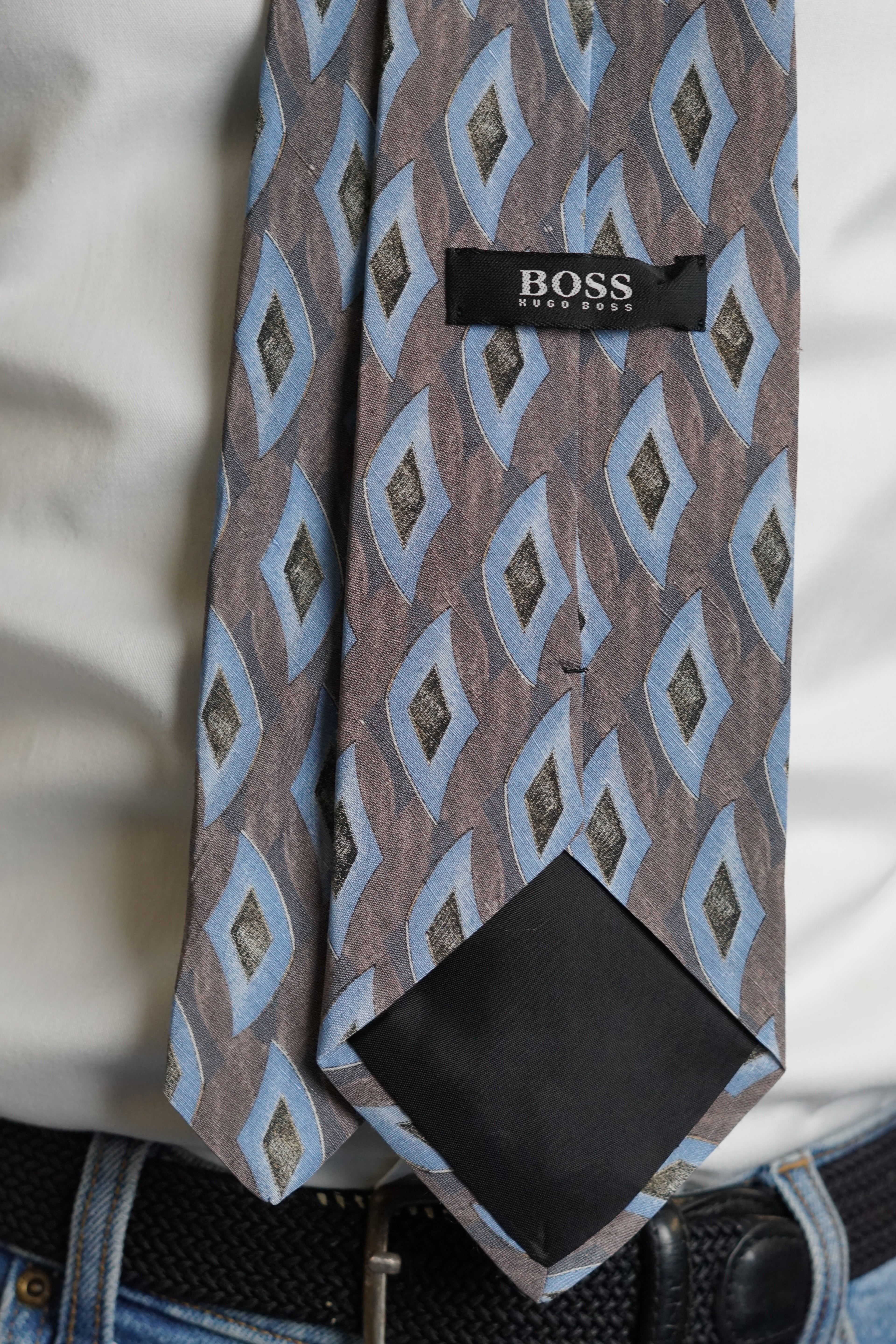 Hugo Boss Gray and Lightblue Sqaures Silk Tie