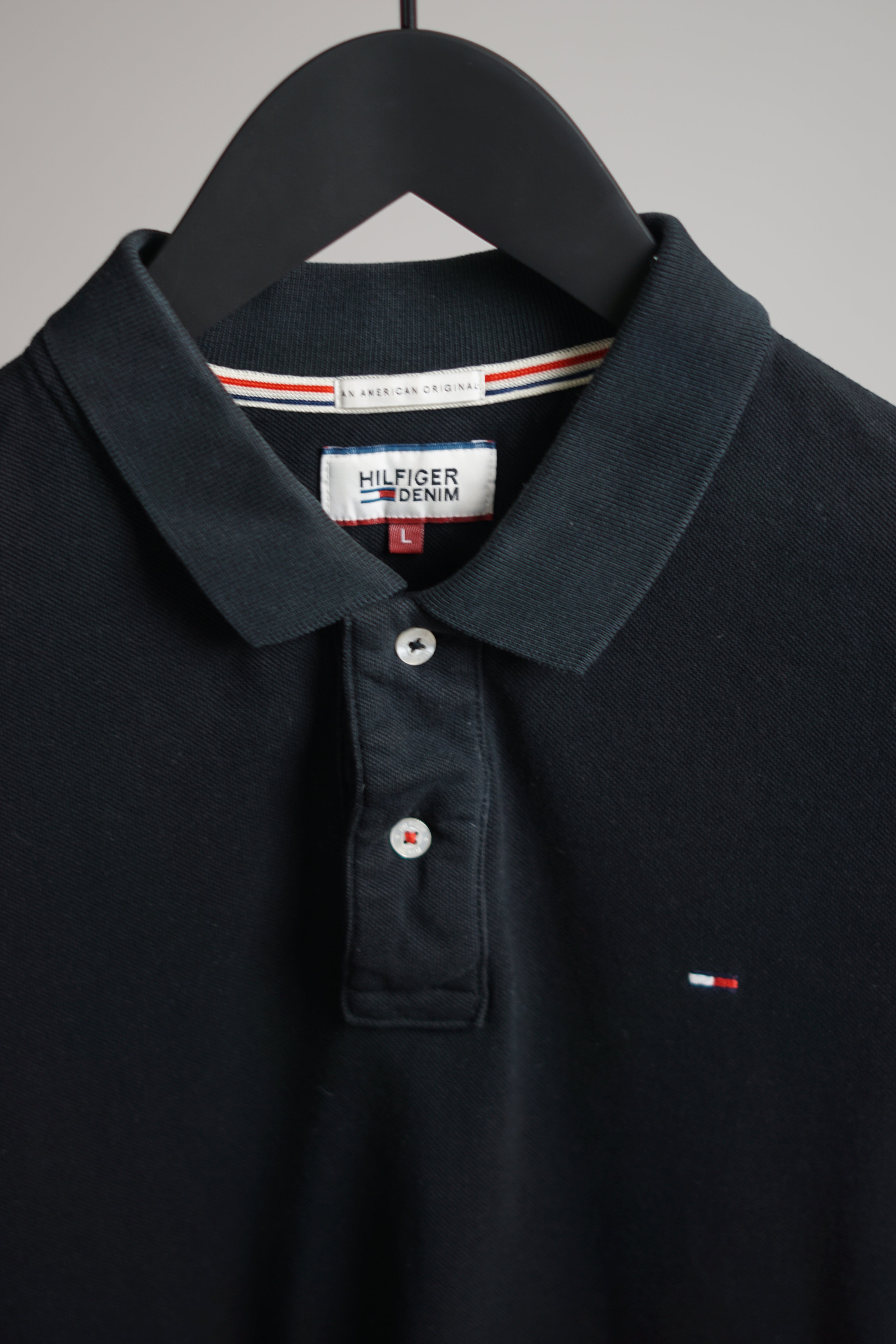 Tommy Hilfiger – Schwarzes American Original-Poloshirt