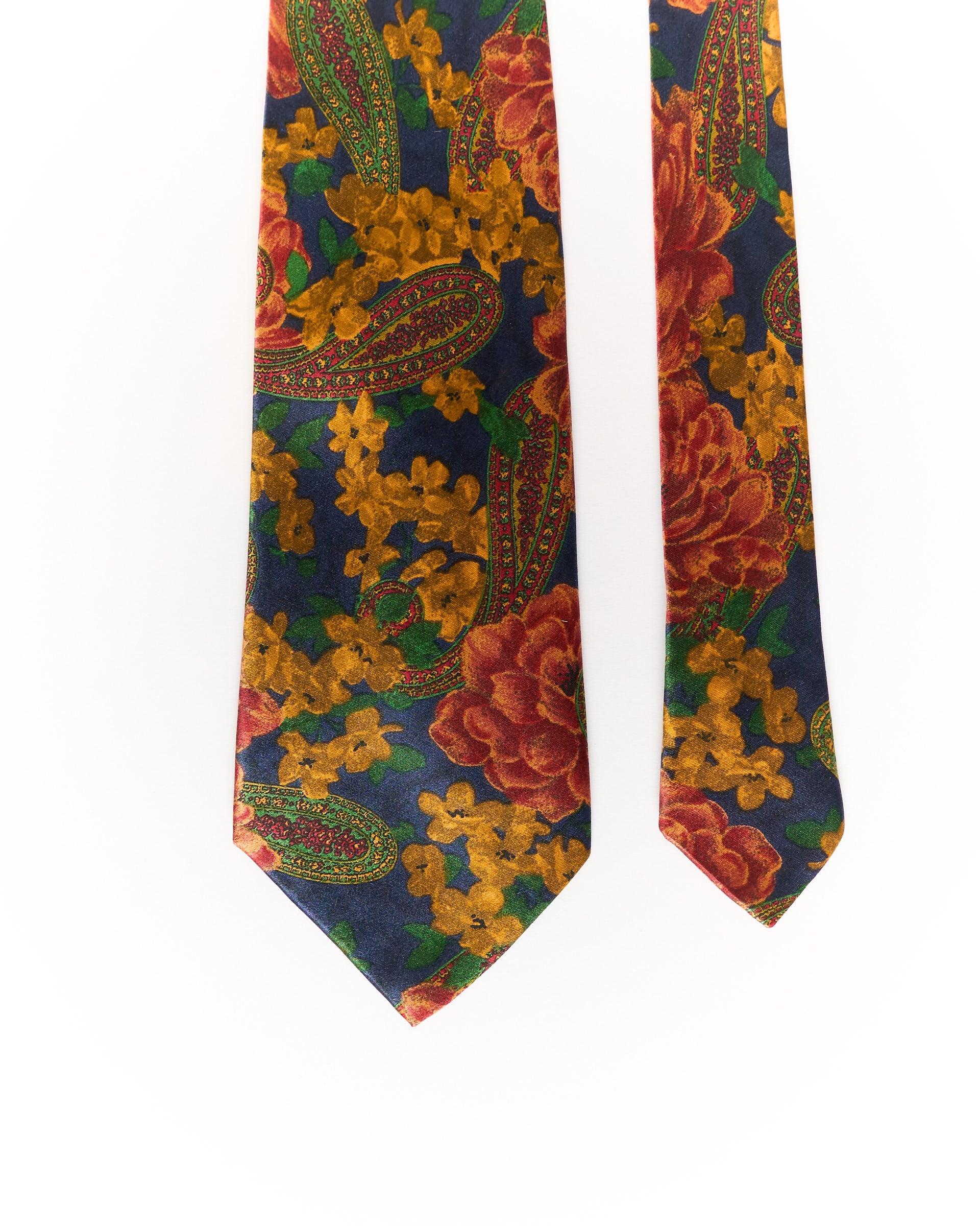 Hugo Boss Red Flower Print Silk Tie