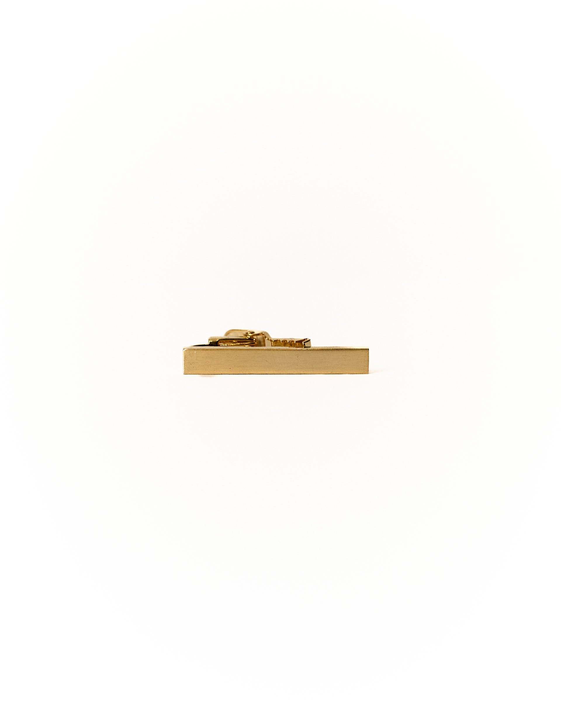 An Ivy Gold Plain Half-Length Tie Pin