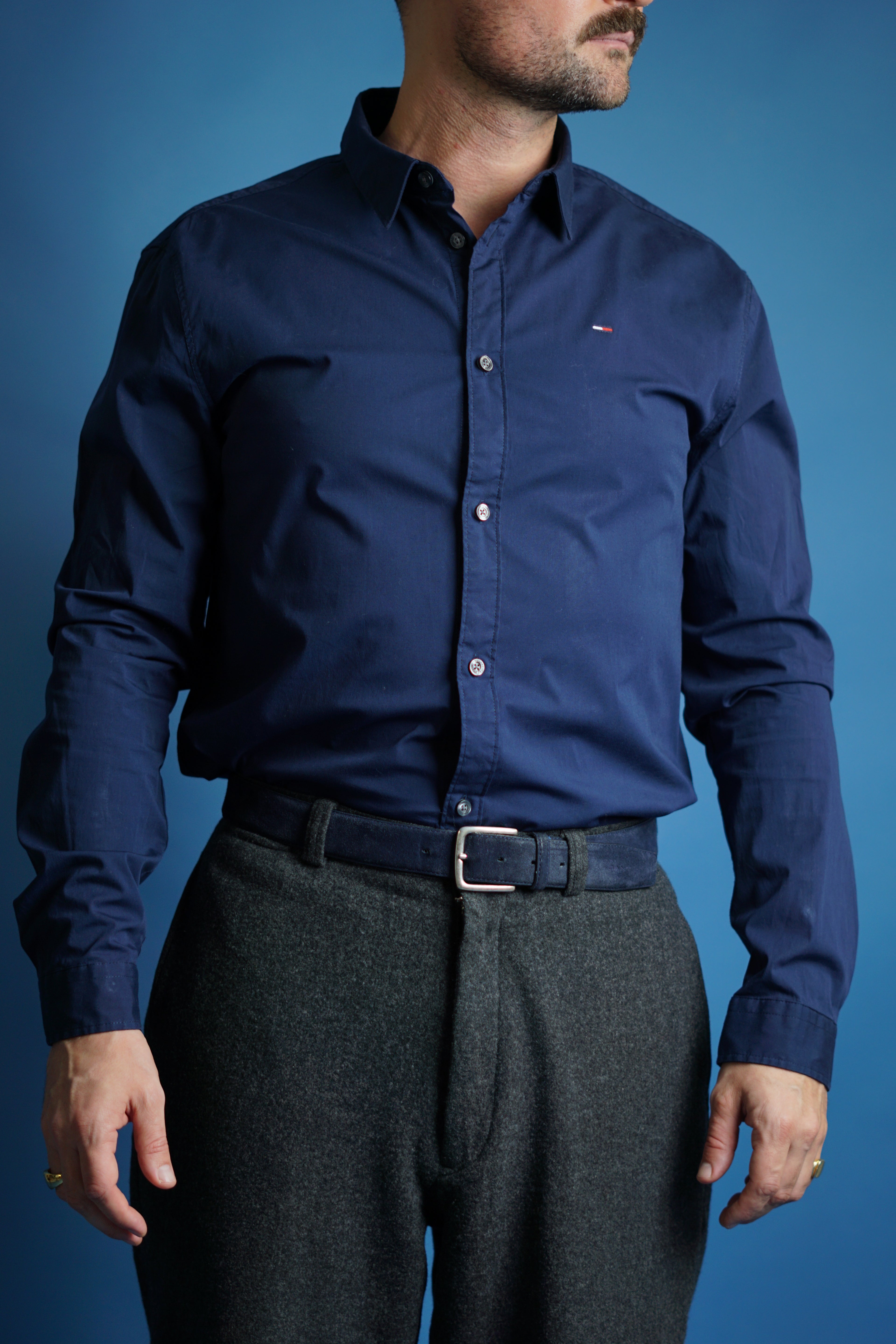 Tommy Hilfiger – Marineblaues Slim-Fit-Hemd von Tommy Jeans