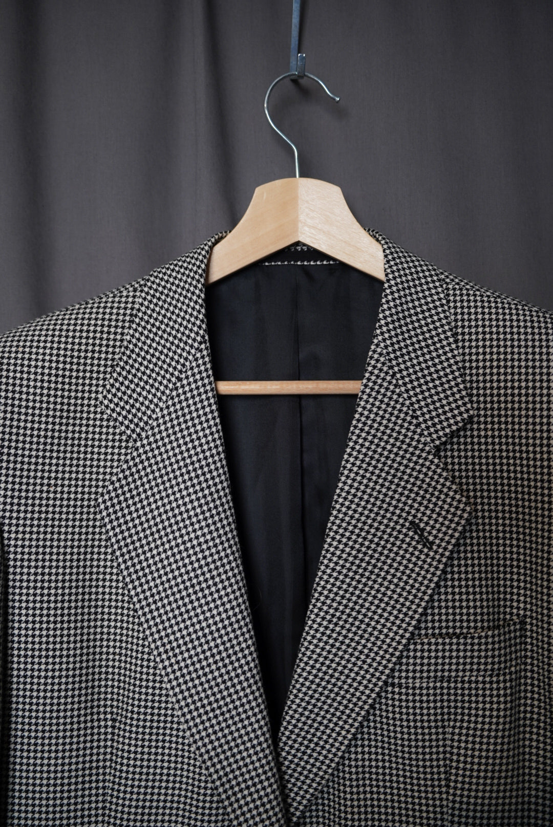 White and Black Vintage Houndstooth Wool Blazer