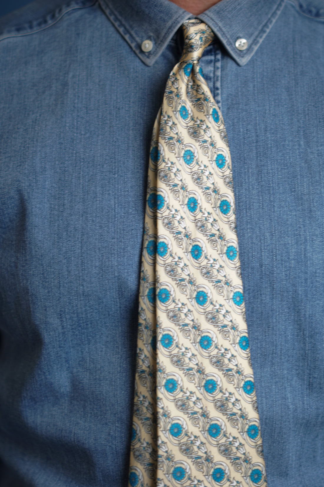 Yellow Vintage Italy Tie