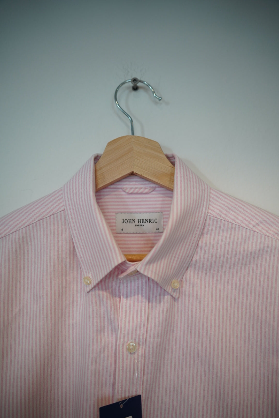 John Henric Pink and White Striped Easy Iron Cotton Oxford Shirt