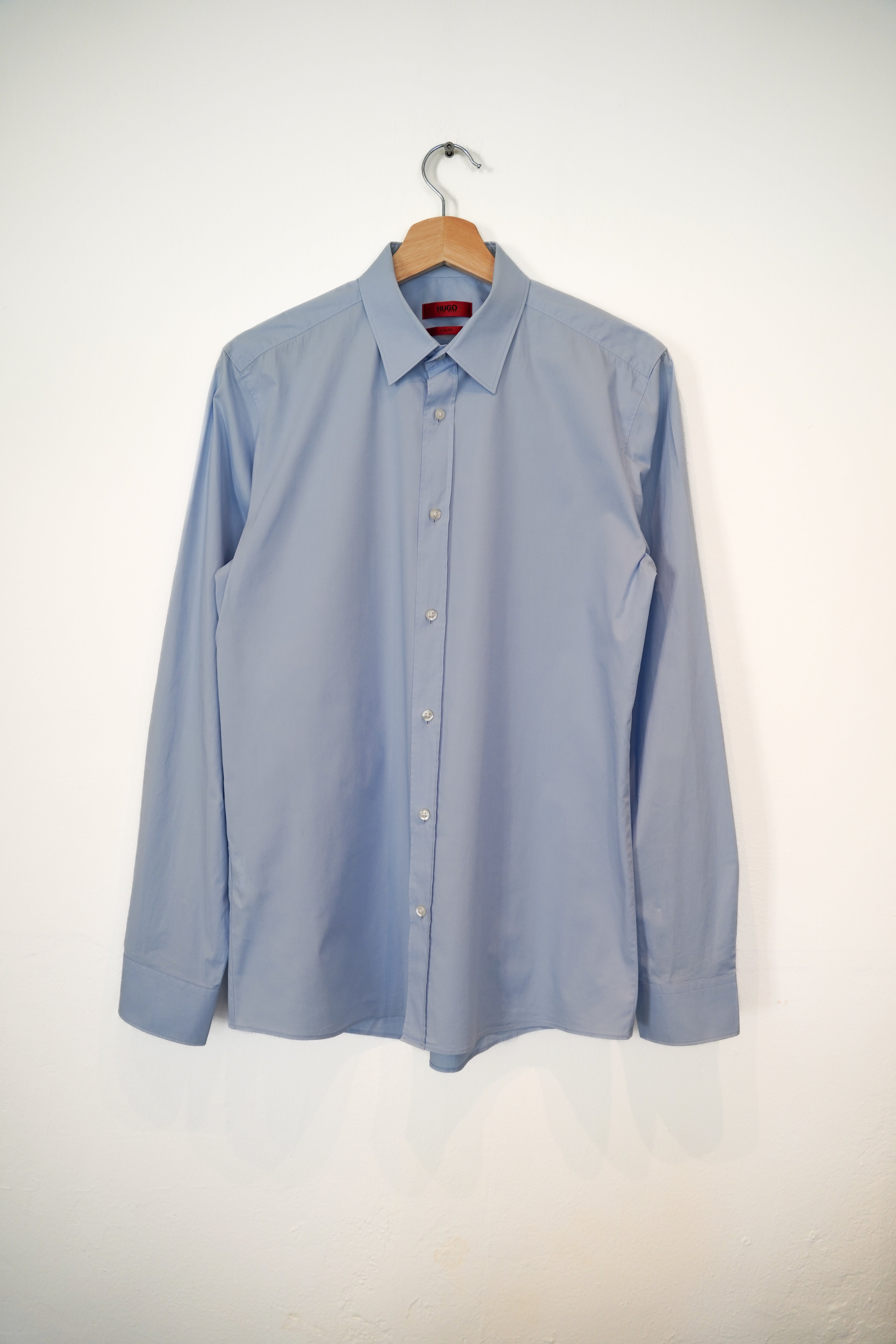 Hugo Boss Hellblaues Slim Fit Businesshemd aus Baumwolle