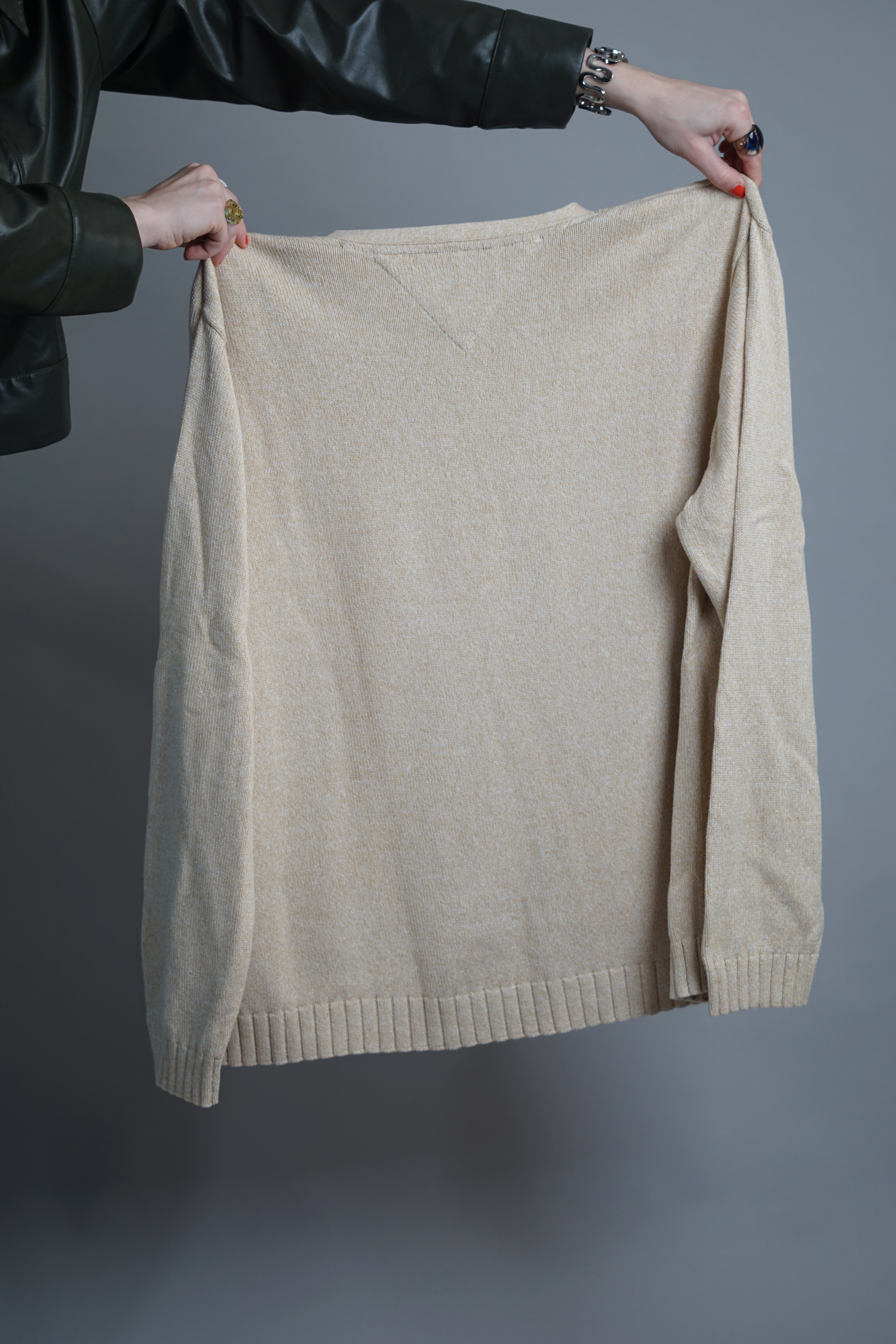Tommy Hilfiger Thick Knitted V-Neck