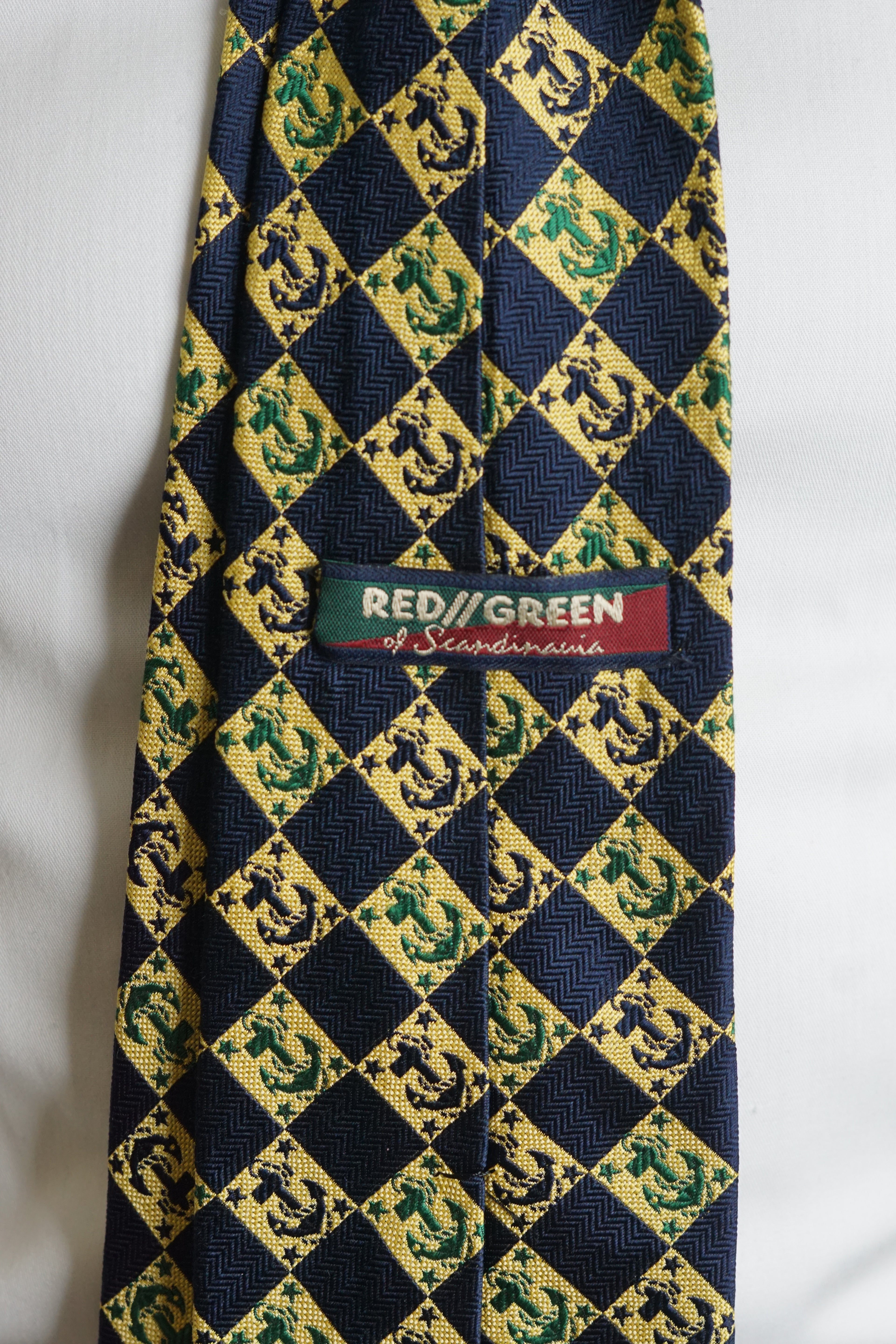 Redgreen Vintage Navy and Yellow Sqaured Silk Tie