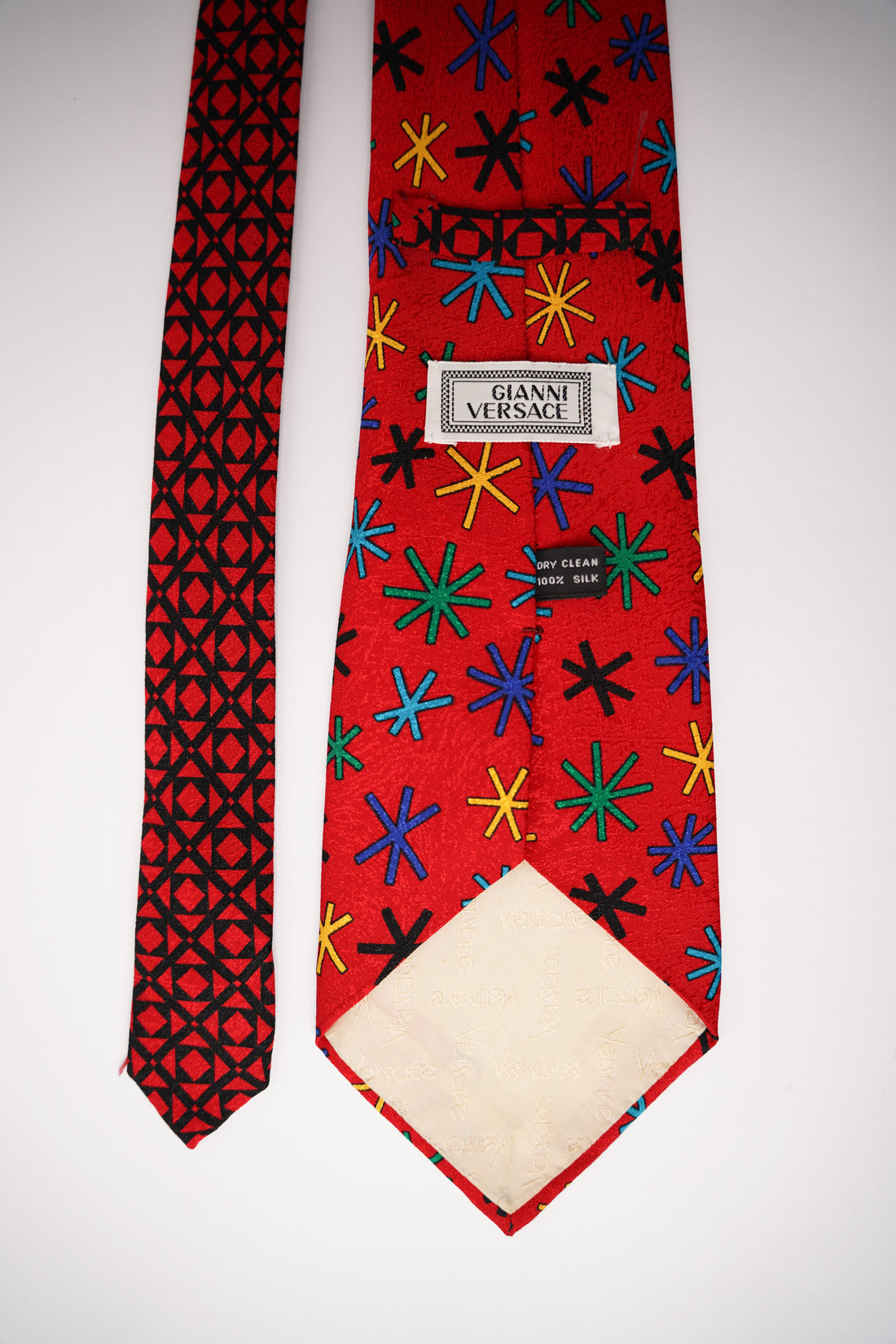 Gianni Versace Red Vintage Silk Tie