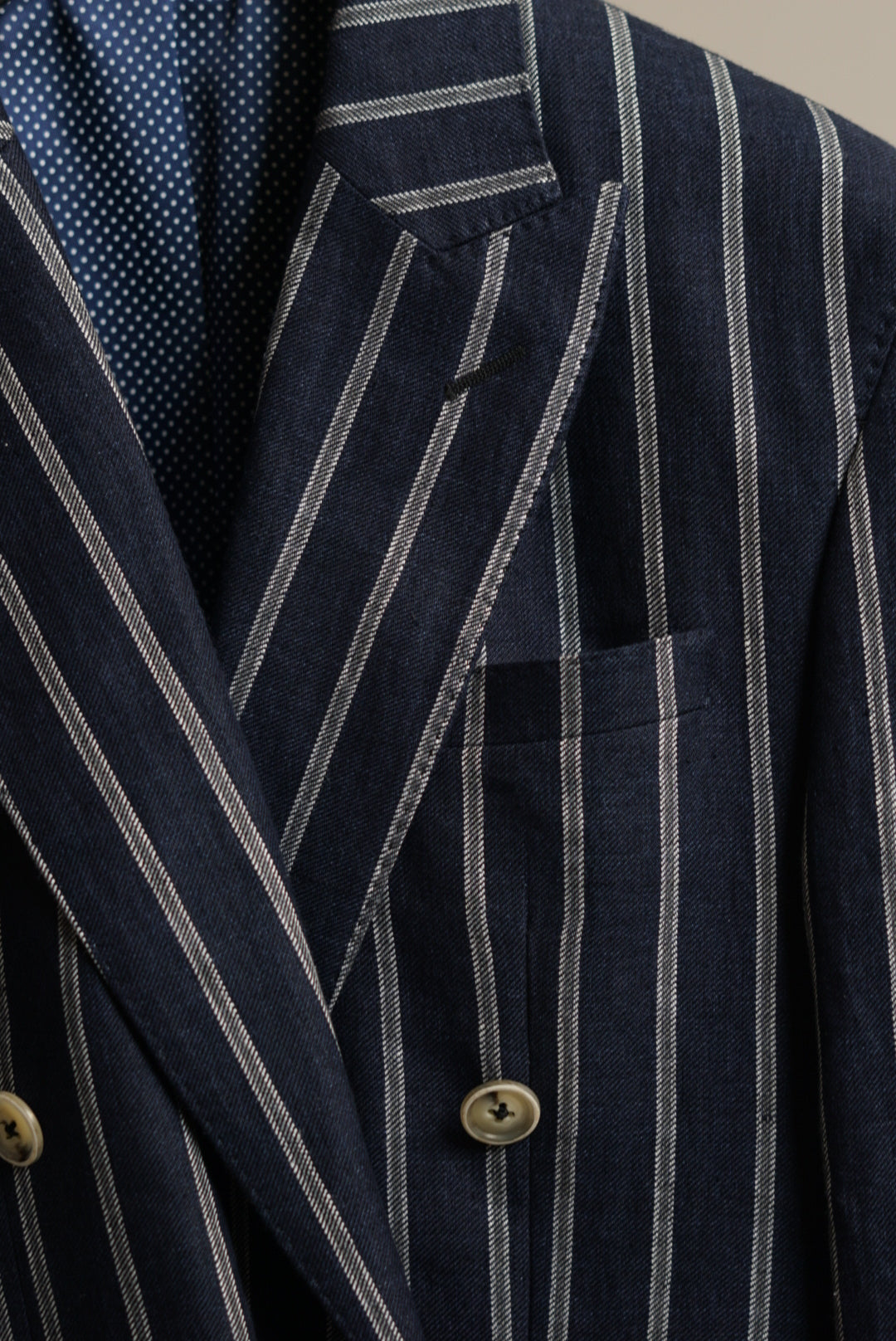 Sand Copenhagen Marineblauer, zweireihiger Blazer mit weißen Streifen
