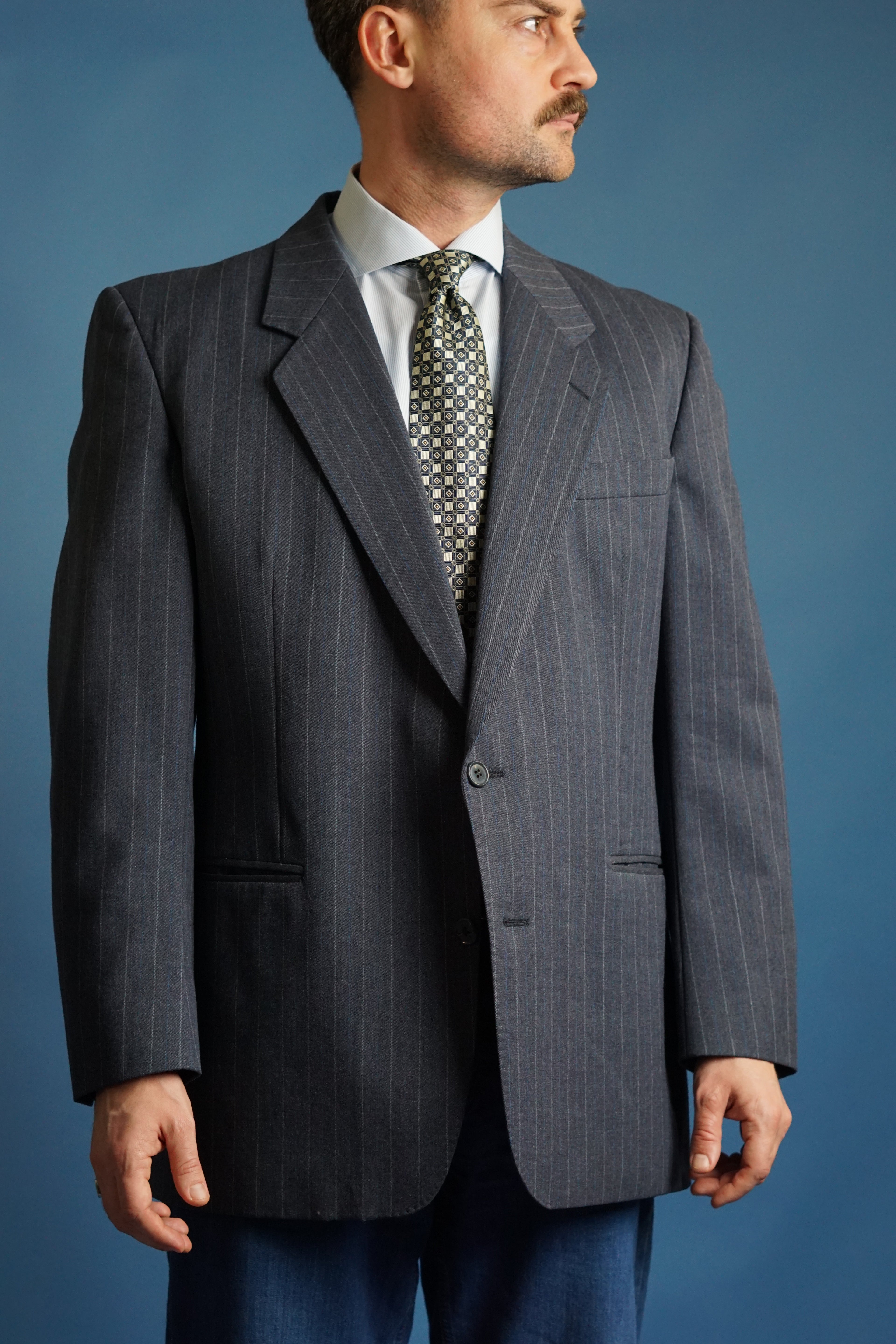 Oscar Jacobson Gray Pinstriped Cotton Blazer