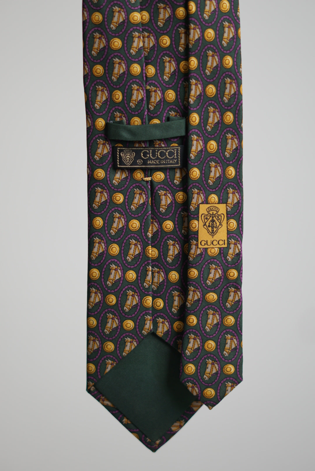 Grüne Seidenkrawatte mit Pferdeprint von Gucci