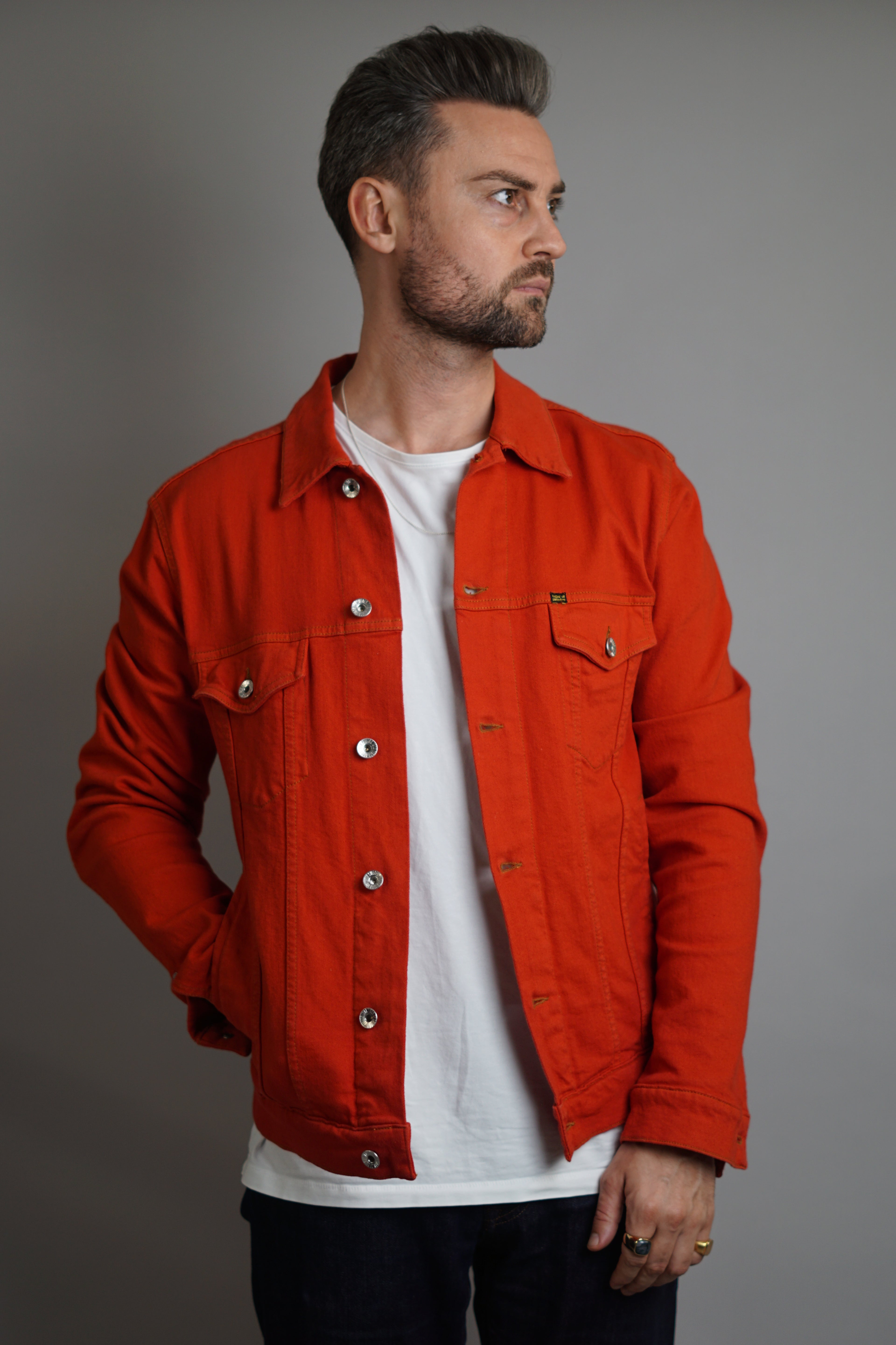 Rote Jeansjacke von Tiger Of Sweden