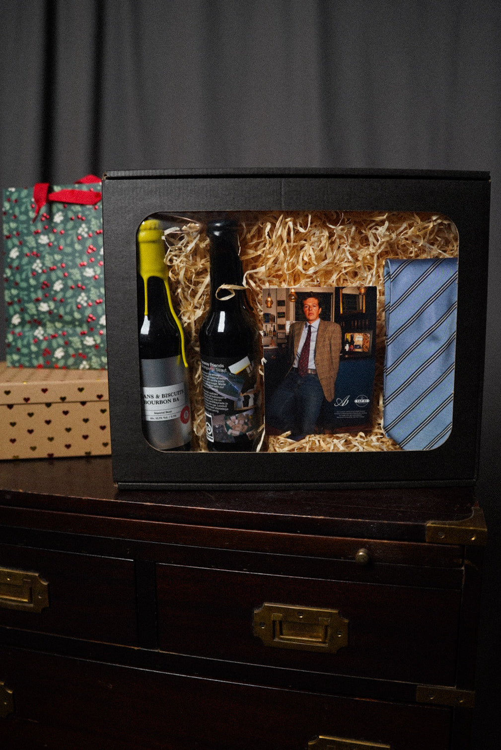 Gift box: Vintage Light Blue and Striped Striped Silk Tie