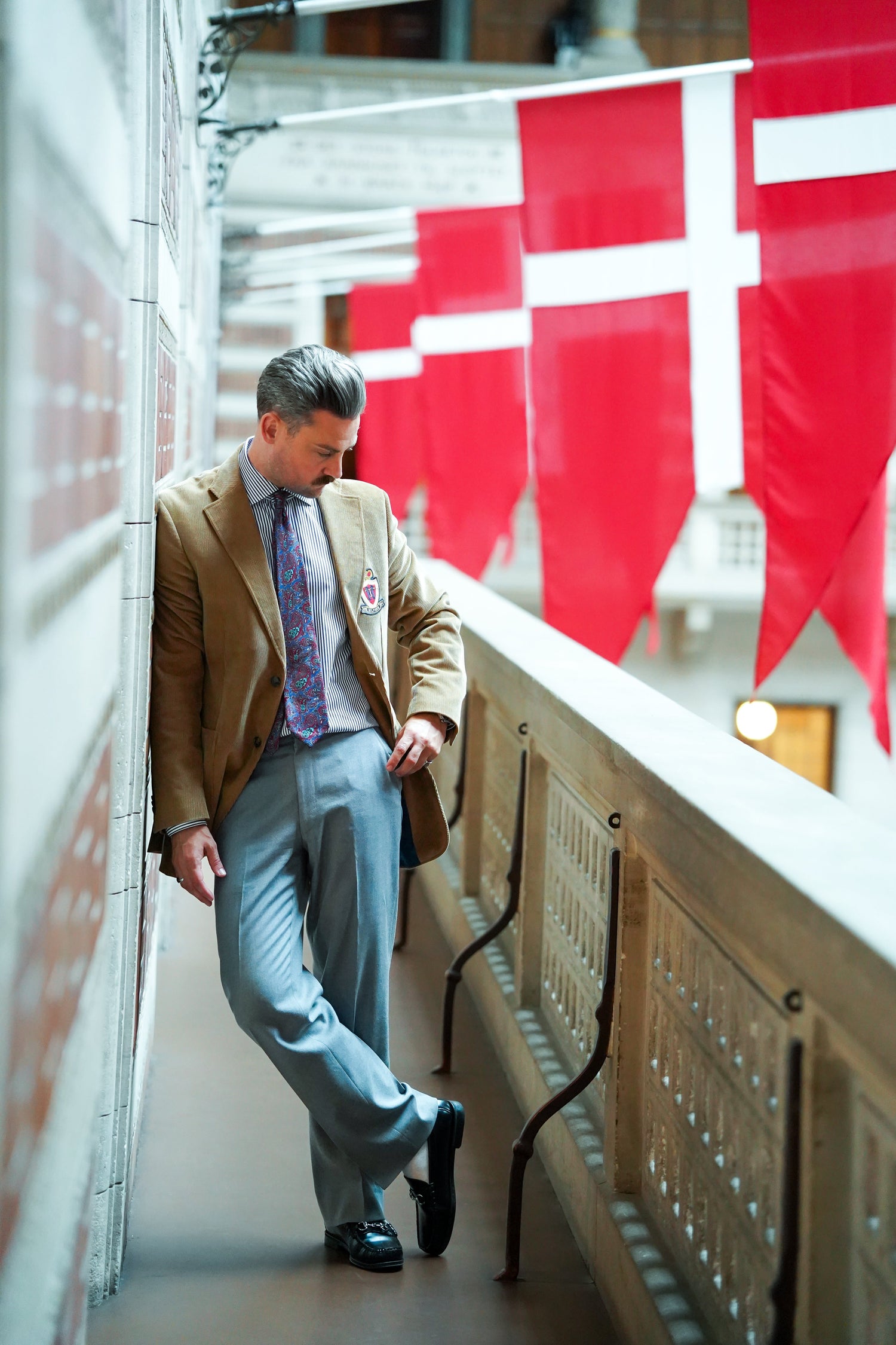 Fløjsblazer: Detaljerne skaber karakteren