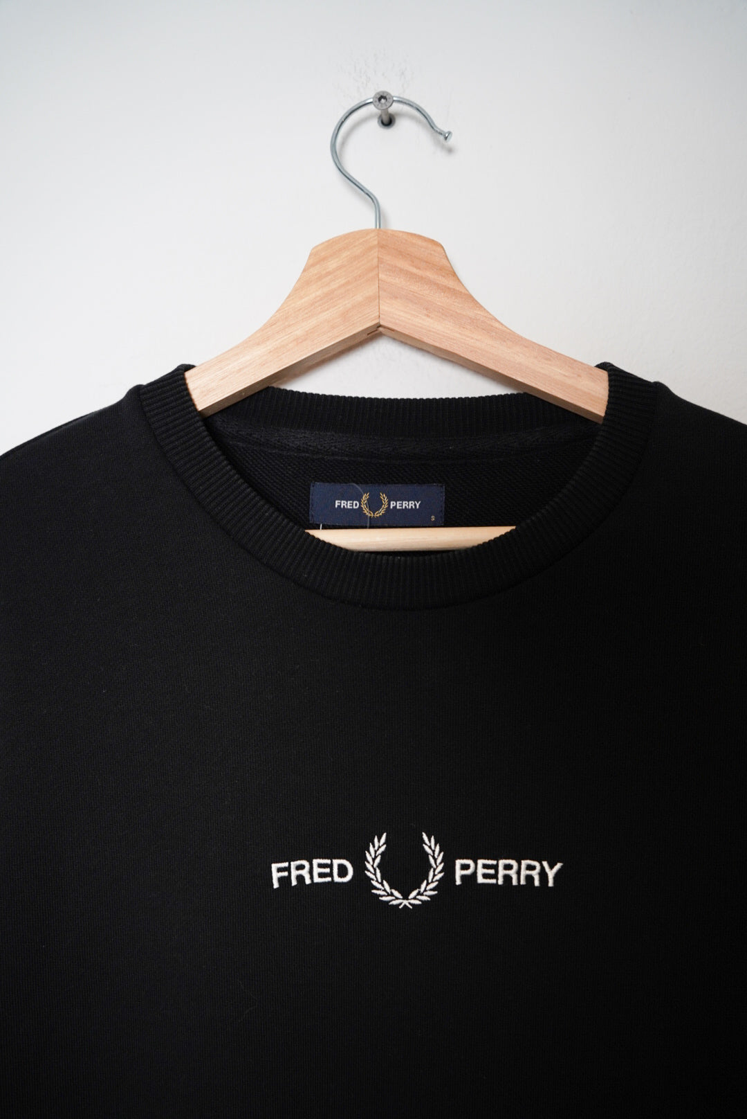 Fred Perry Black Logo Print O-neck Cotton Knit
