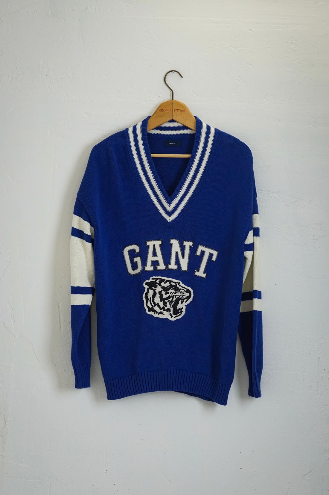 Gant Blue Logo Knit Wool V-neck