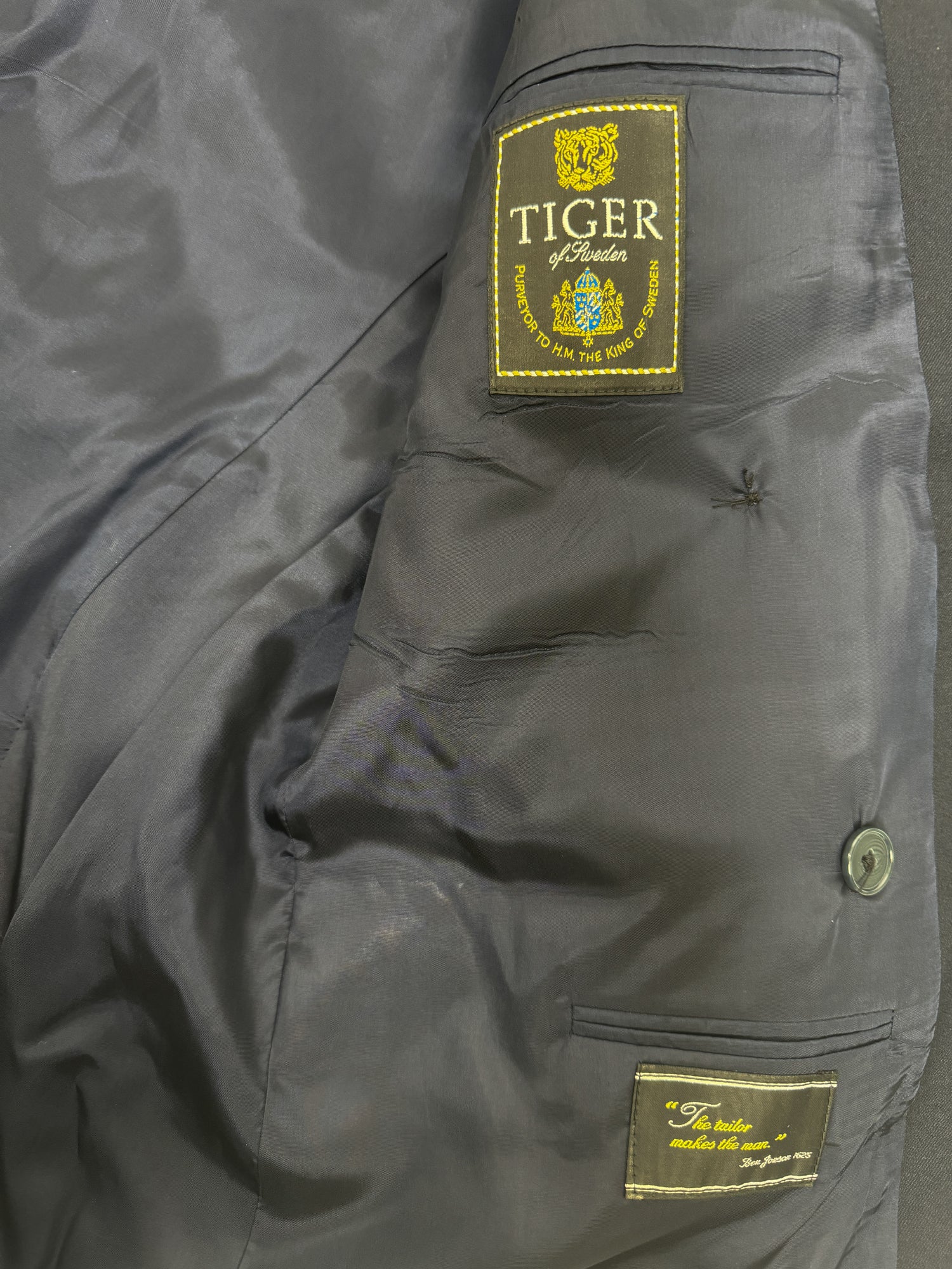 Tiger of Sweden Navy Double-Breasted Clear Buttons Blazer