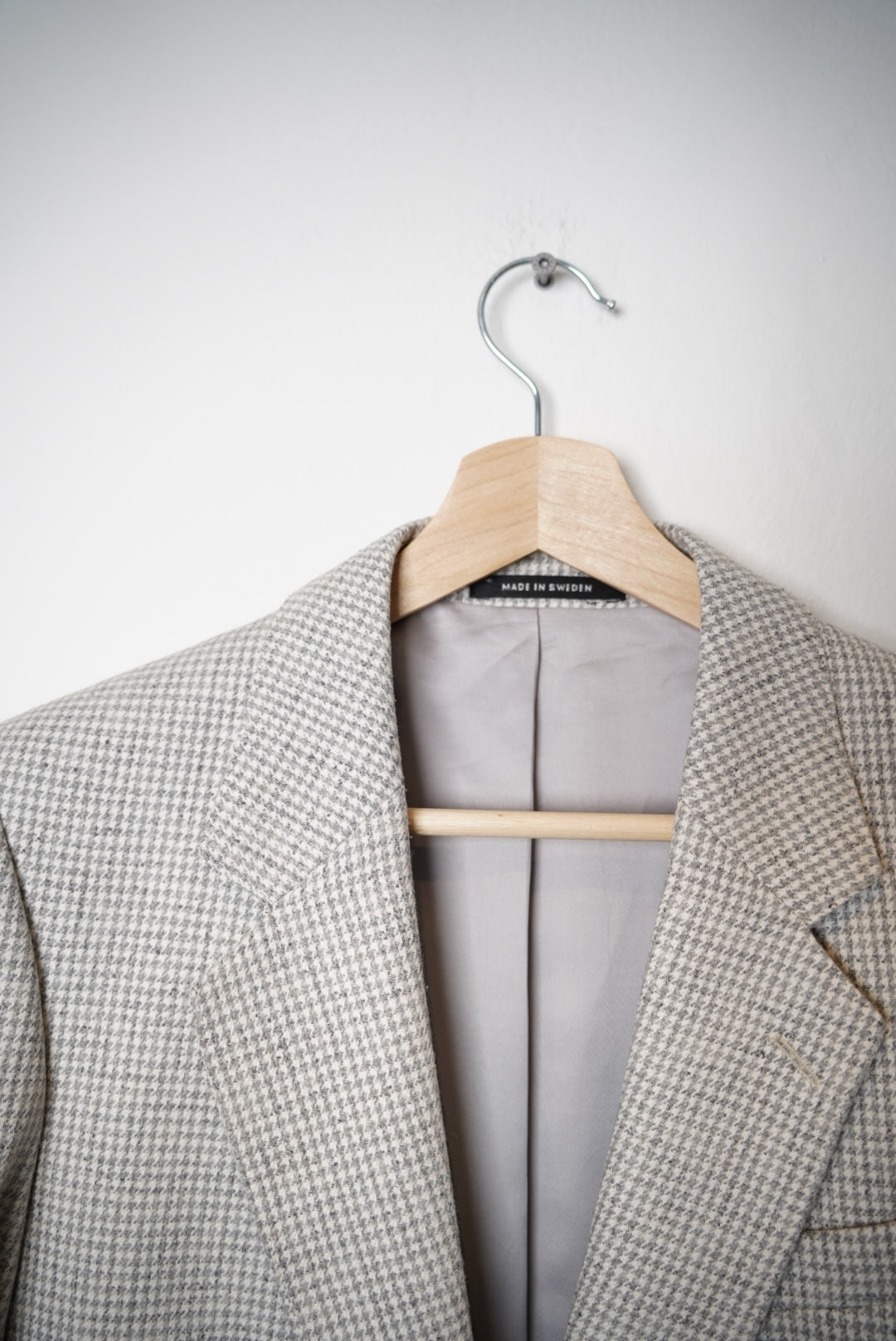 Tiger of Sweden White and Grey Checkered Wool Sports Blazer