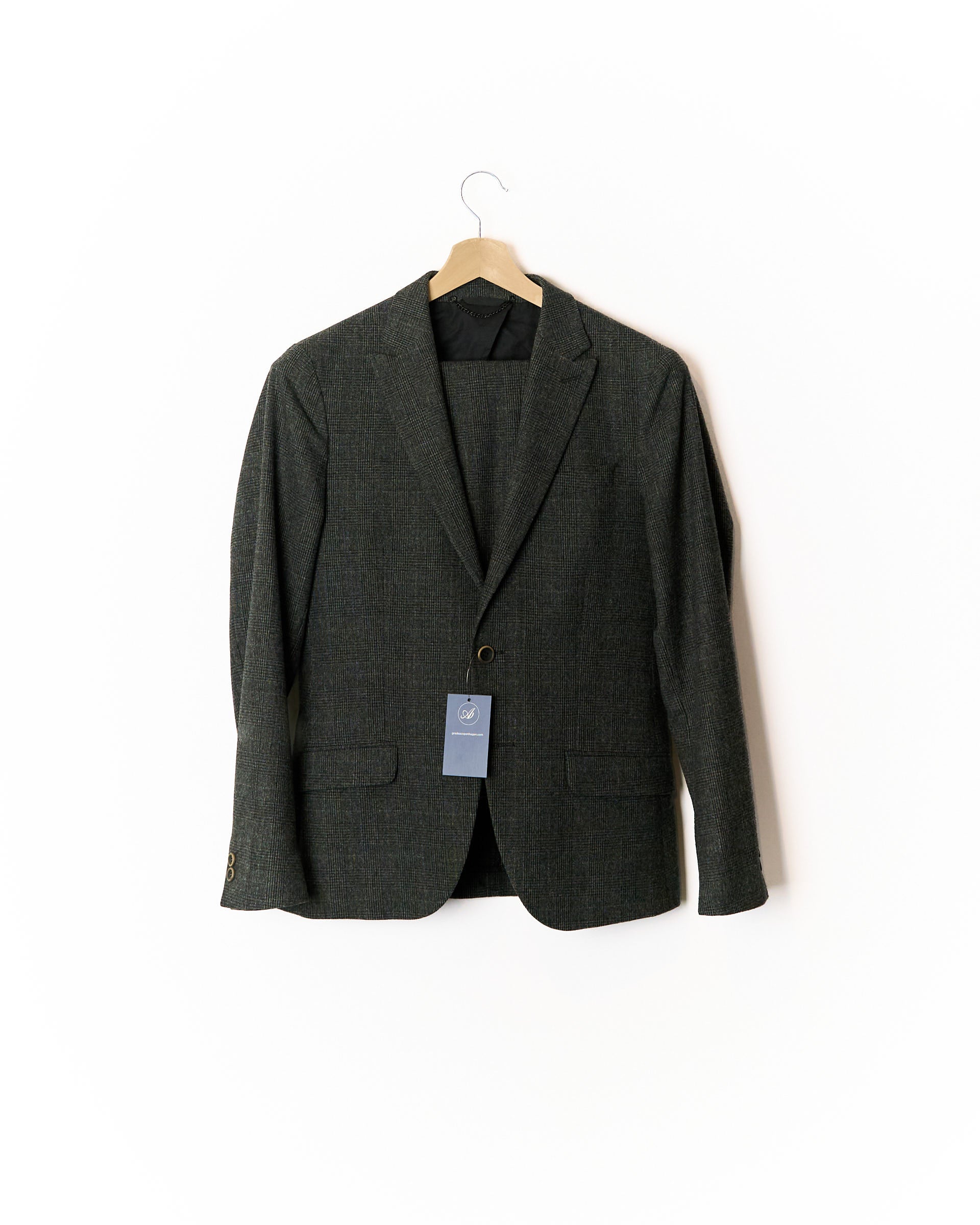 Bertoni Dark Grey Bekman Wool Suit