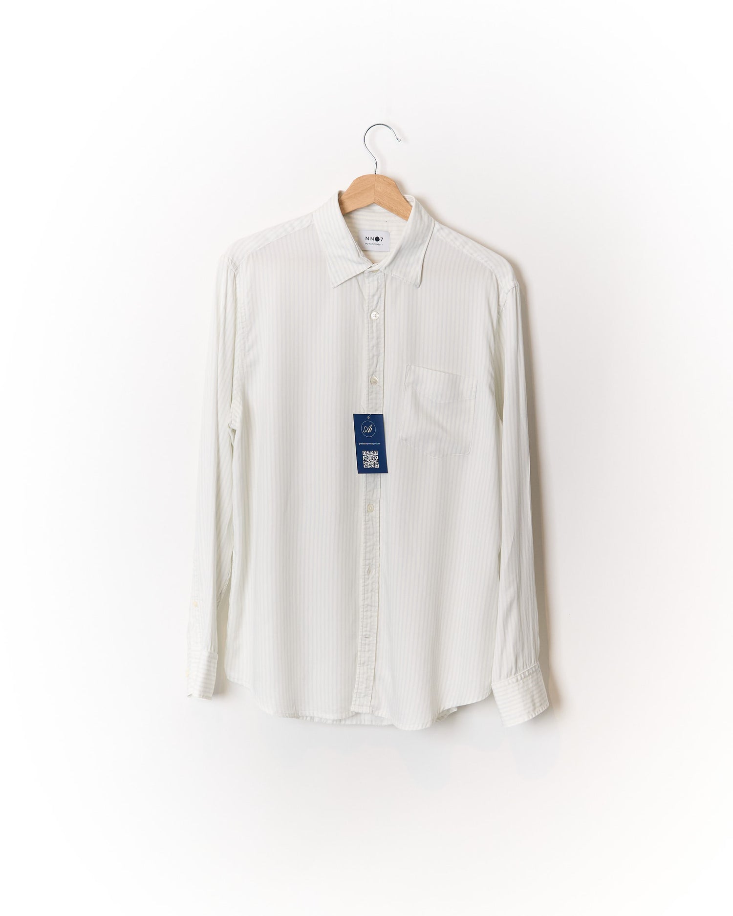 NN07 White and Light Blue Striped Regular Errico Pocket Tencel Shirt
