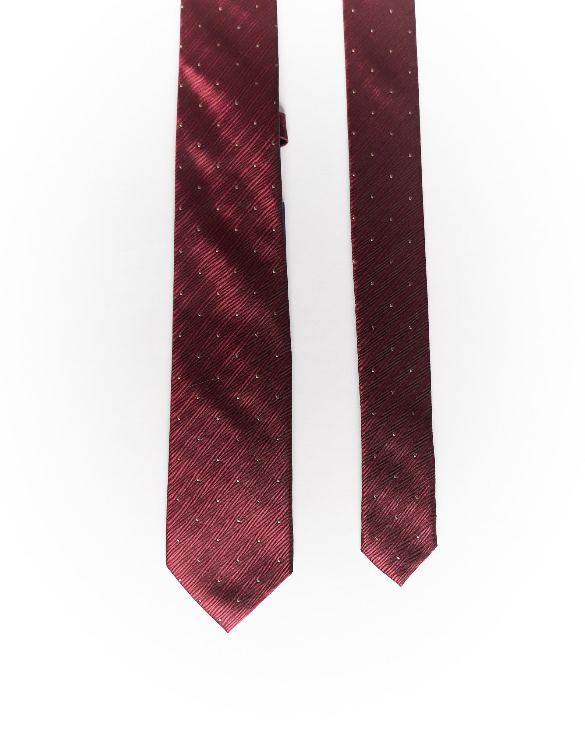 Matínique Bordeaux Red Dotted Hand Made Slim Silk Tie