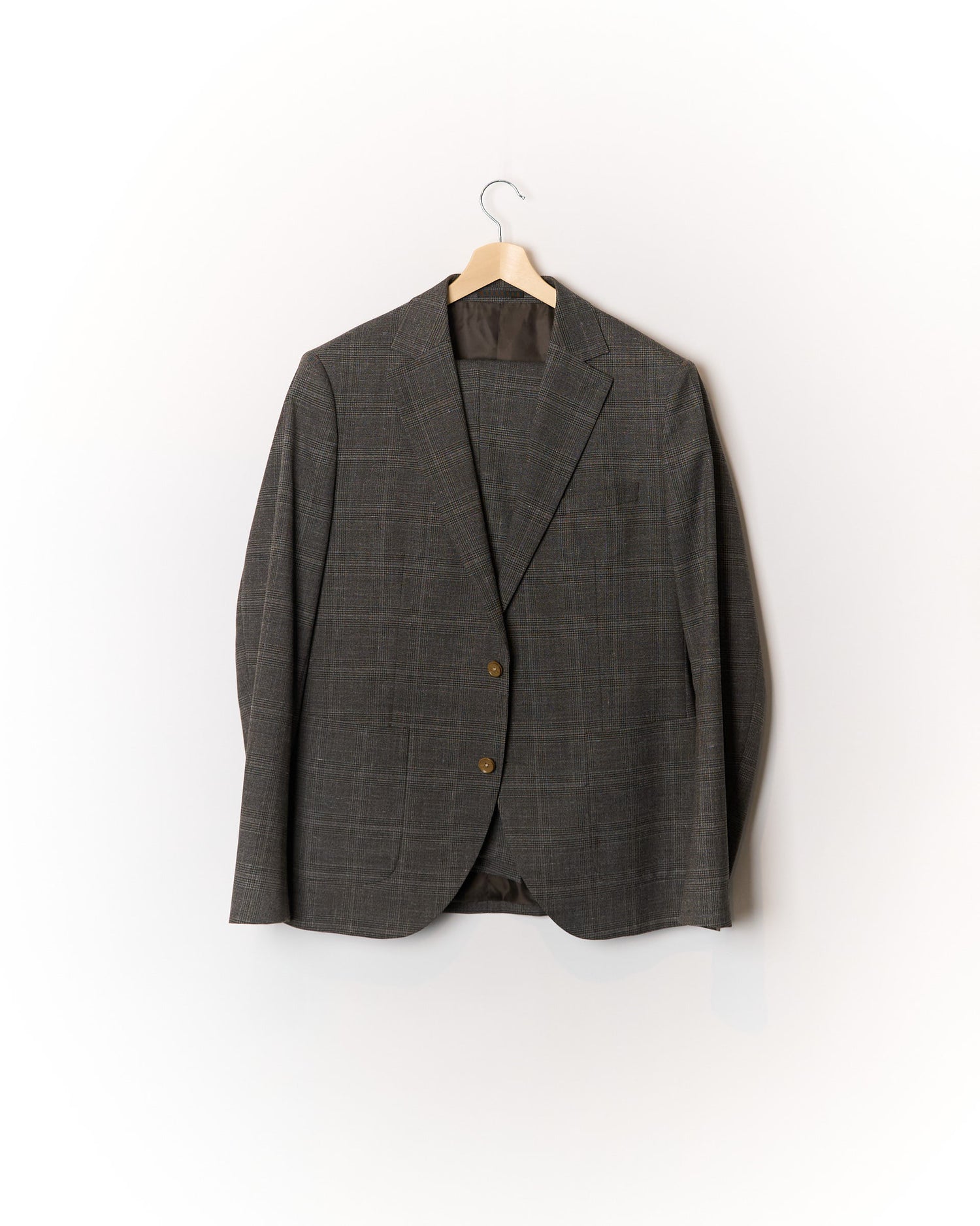 Matínique Grey Checkered Wool and Linen Suit