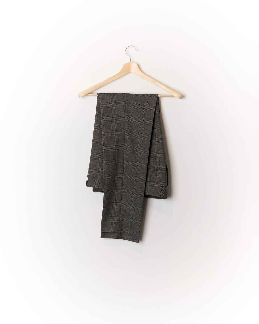 Matínique Grey Checkered Wool and Linen Suit