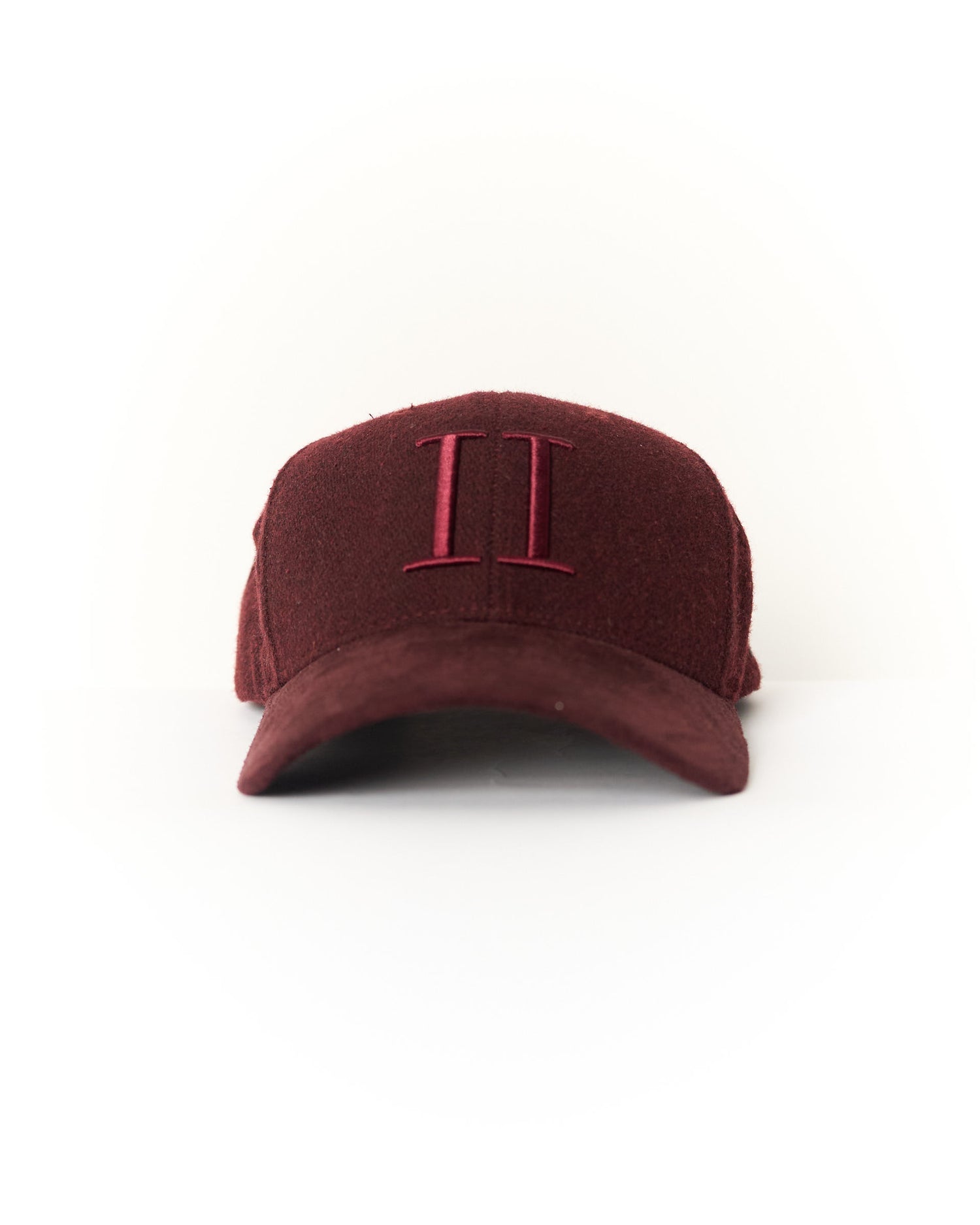 Les Deux Bordeaux Wool Cap