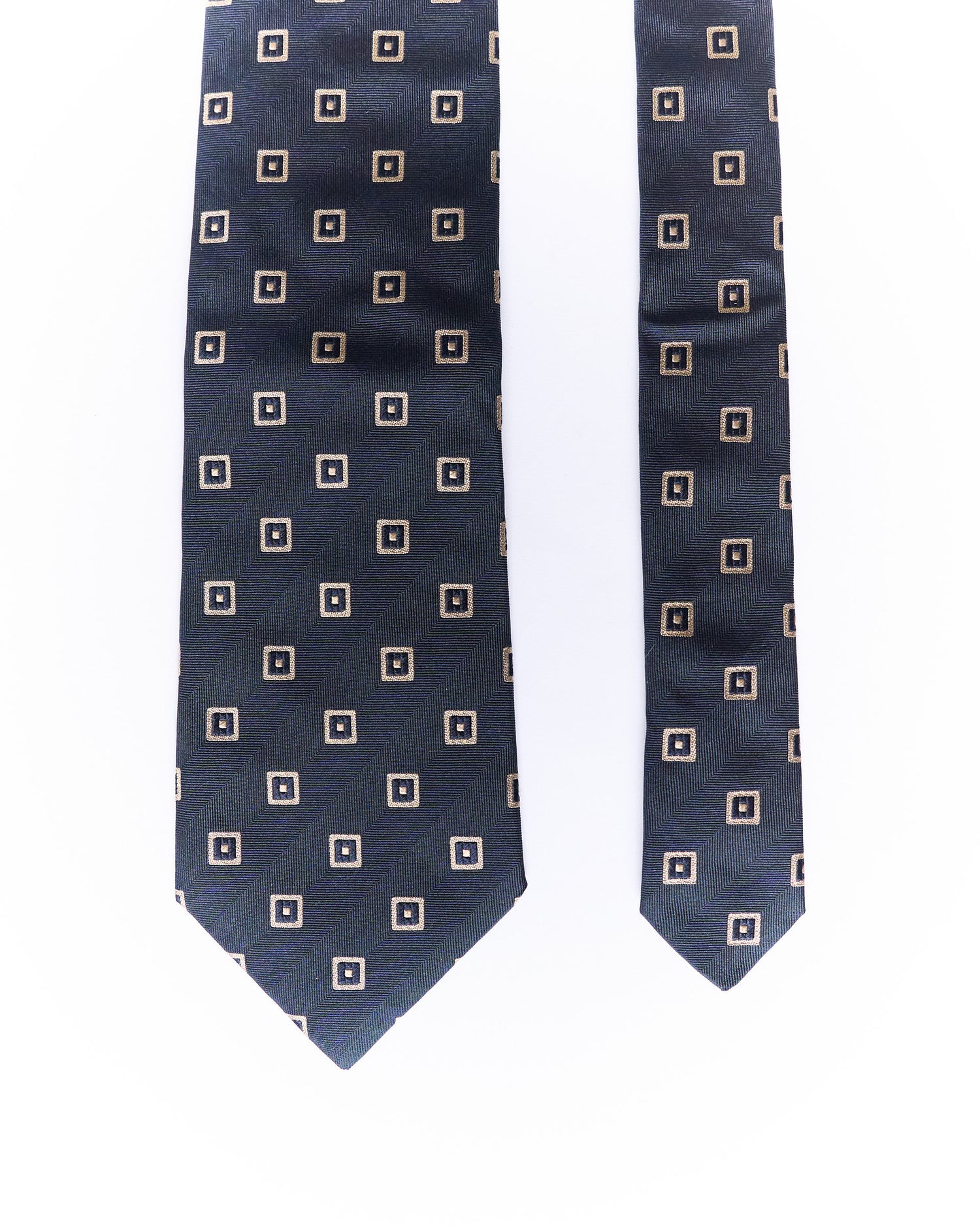 Profuomo marineblaue Seidenkrawatte mit kleinen Quadraten
