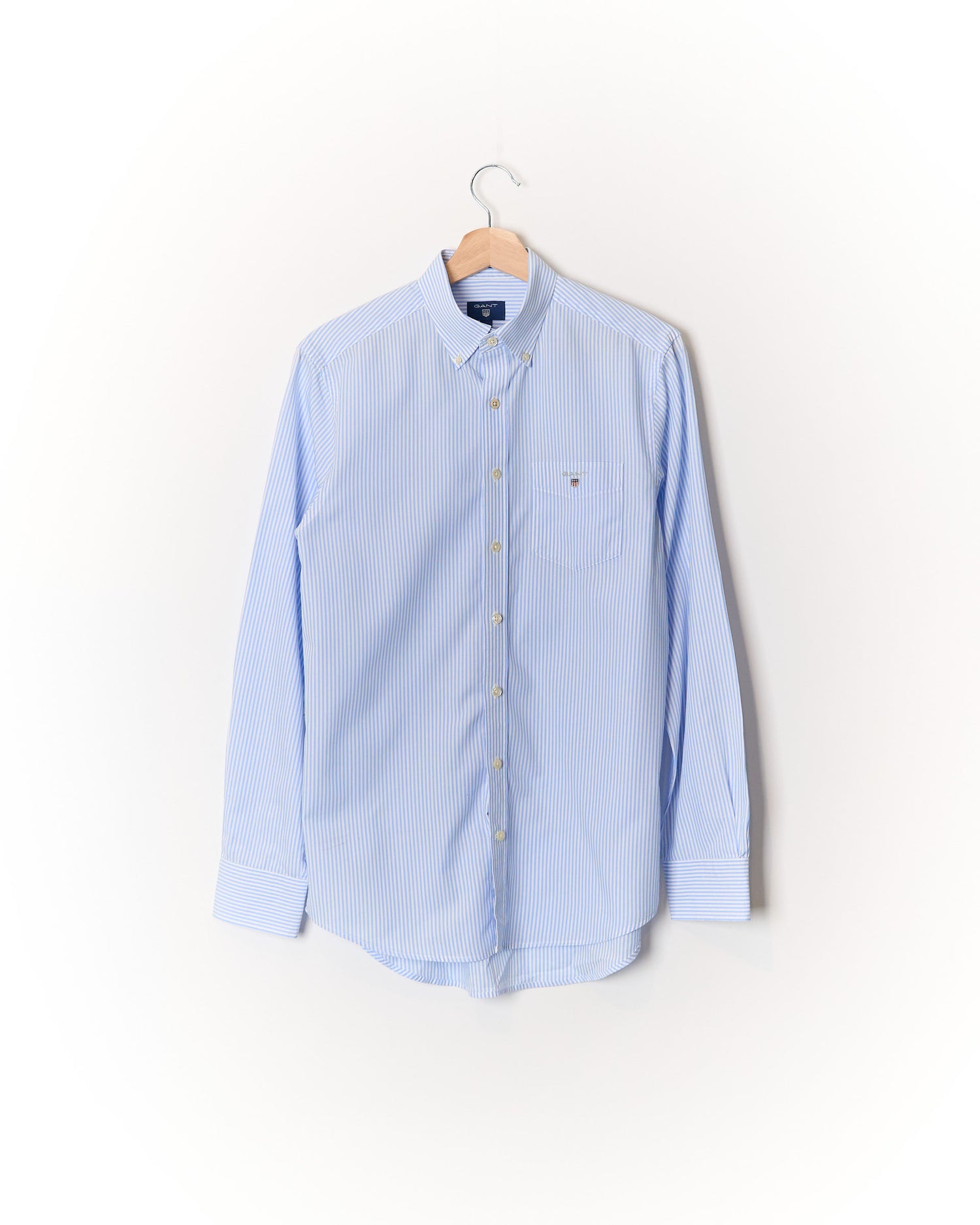 Gant Light Blue and Striped The Broadcloth Banker Regular Button Down Cotton Shirt