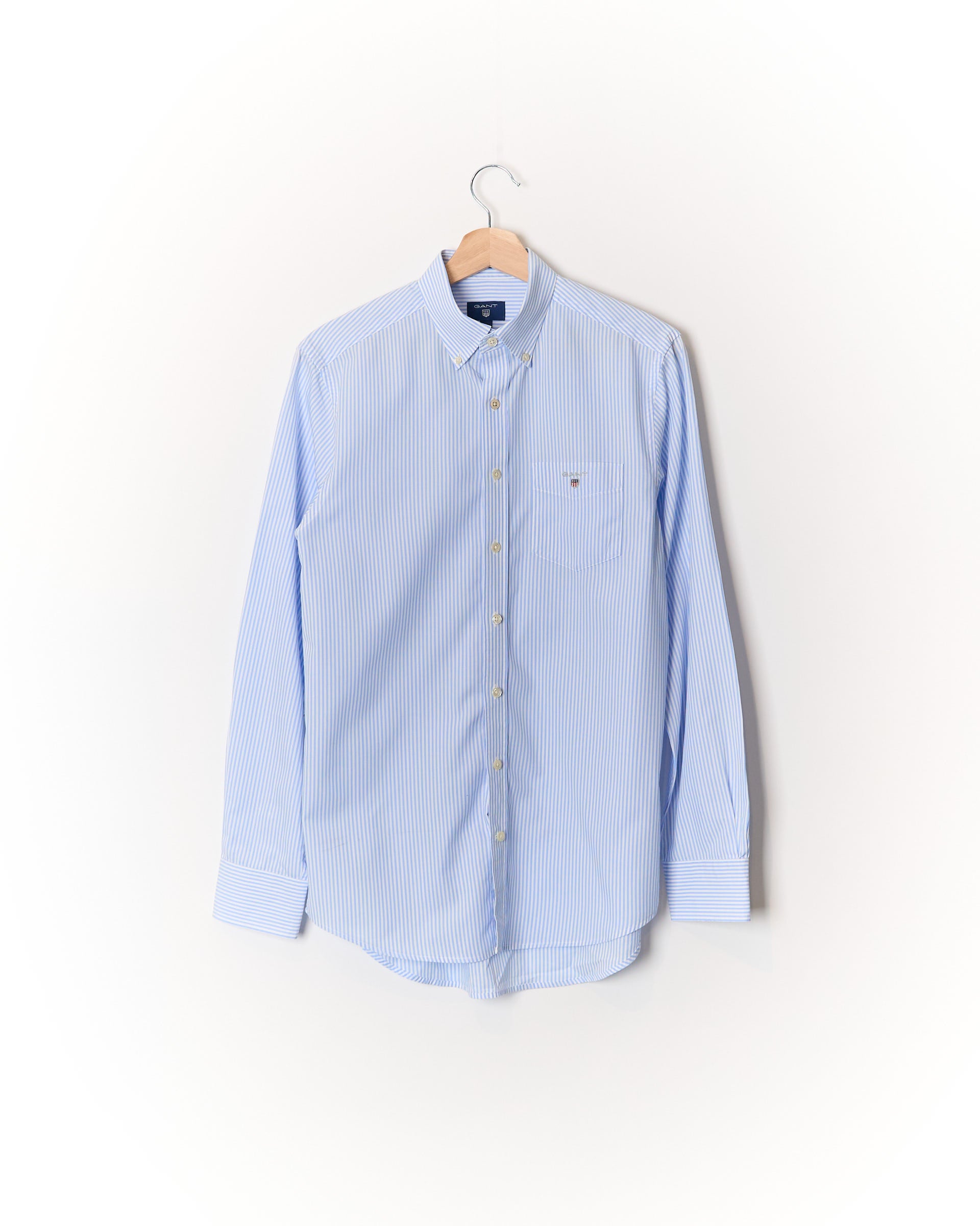 Gant Light Blue and Striped The Broadcloth Banker Regular Button Down Cotton Shirt