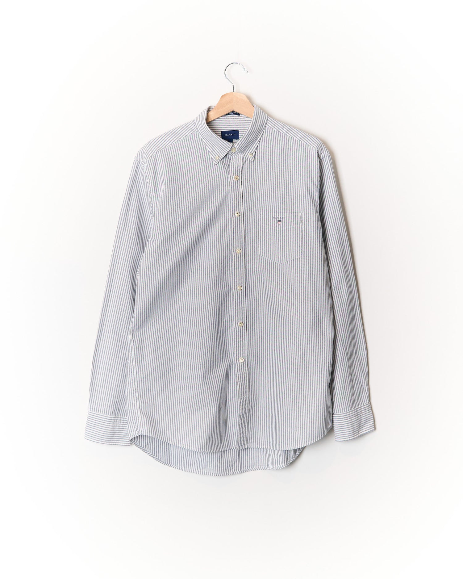 Gant White and Grey Striped The Oxford Banker Regular Button Down Cotton Shirt