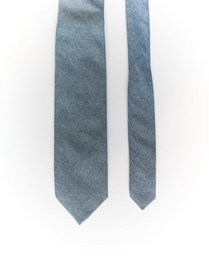 An Ivy Light Blue Cotton Tie