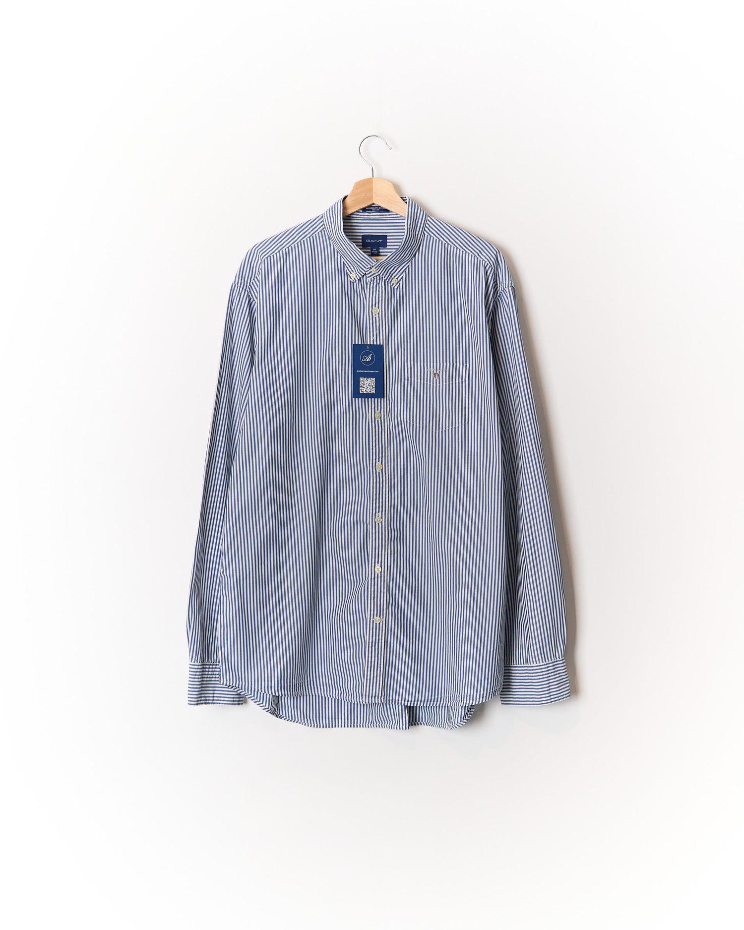 Gant Blue and White Striped Broadcloth Banker Regular Button Down Cotton Shirt