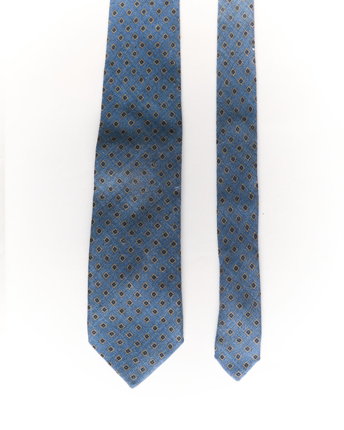 Corneliani Light Blue and Navy Dotted Wool Tie