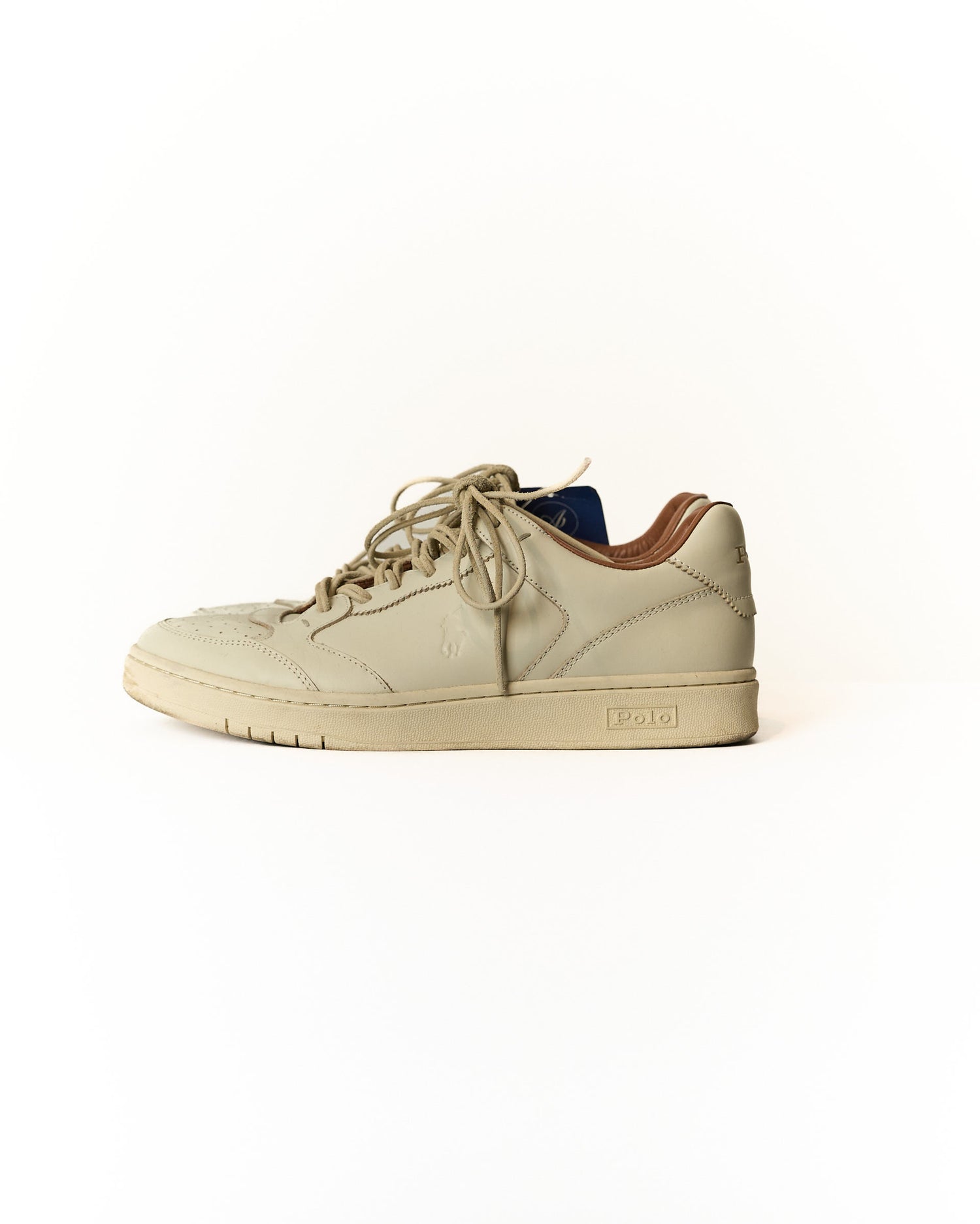 Ralph Lauren – Formelle Sneakers in Kaffeeweiß