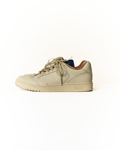 Ralph Lauren – Formelle Sneakers in Kaffeeweiß