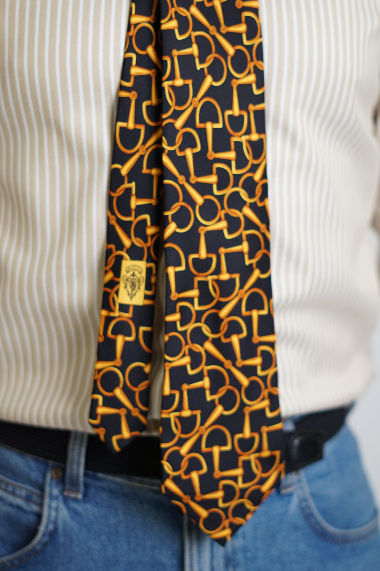 Gucci Gold Spur Chain Pattern Silk Tie