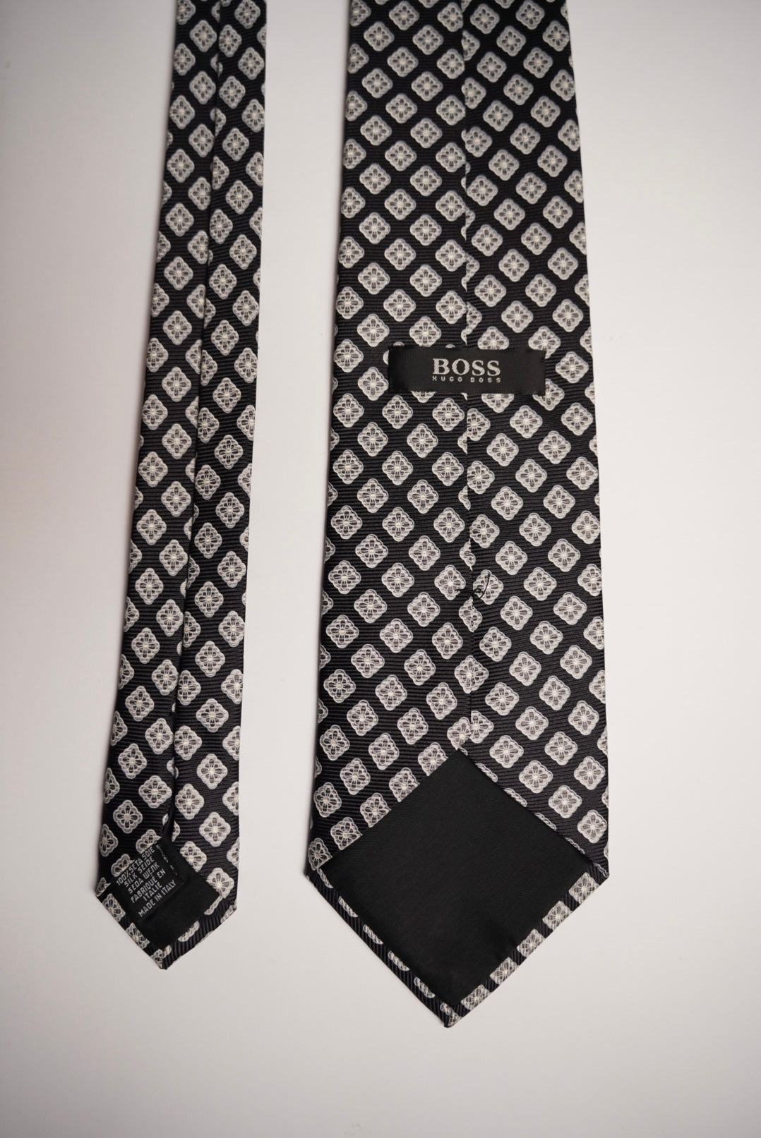 Hugo Boss Black and White Flower Dotted Silk Tie