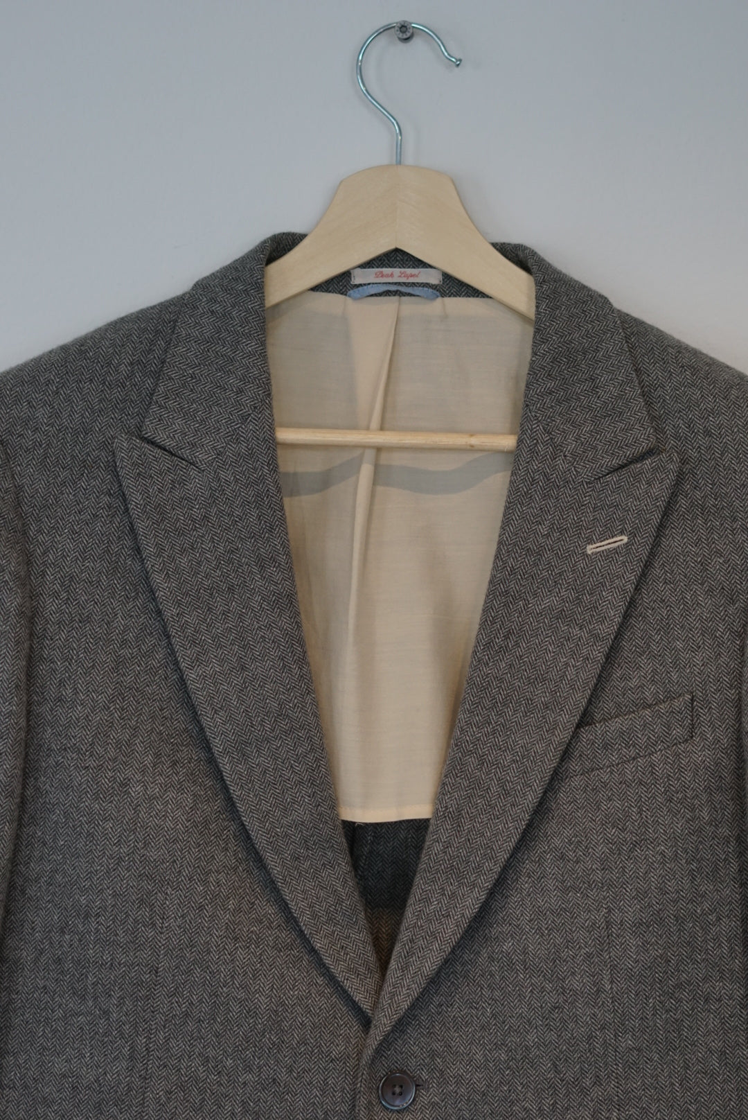 Gant – Hellgrauer Blazer „New Haven“ mit Fischgrätenmuster und undichtem Revers