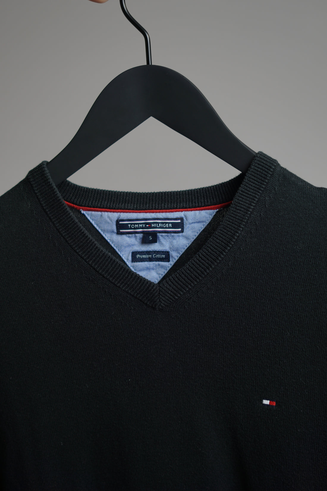 Tommy Hilfiger Premium Cotton Black Knitted V-Neck