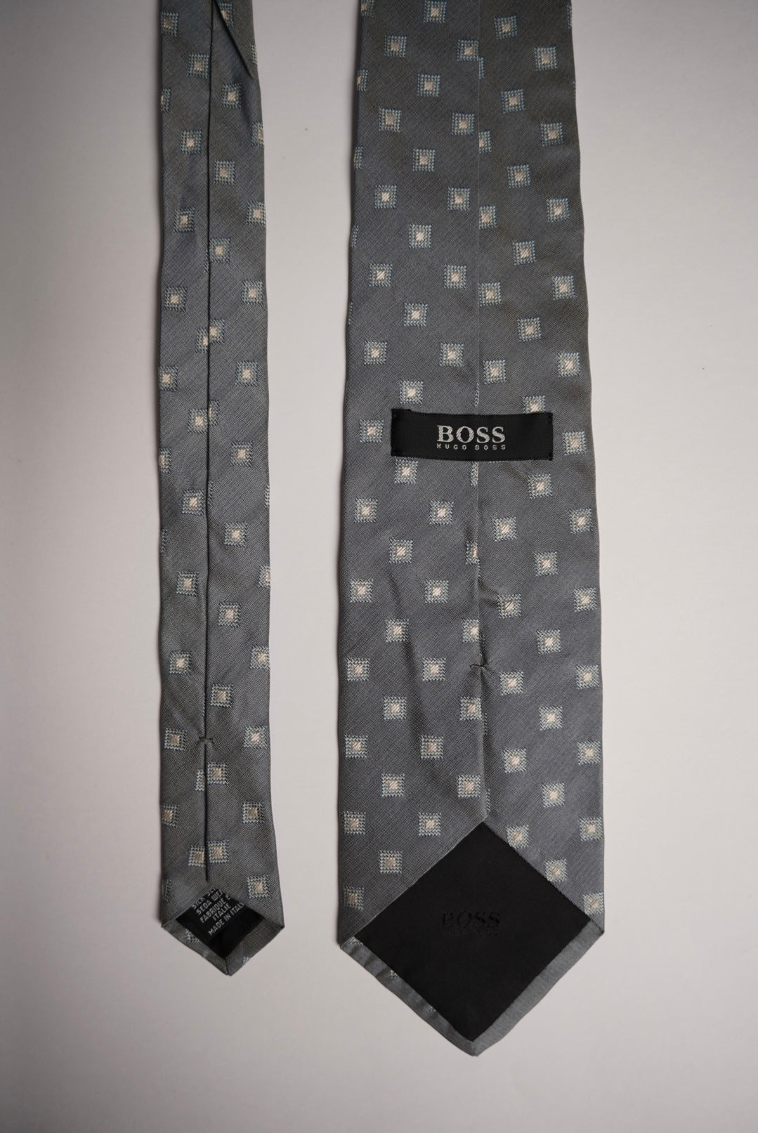 Hugo Boss Grey and Light Blue Dotted Slik Tie