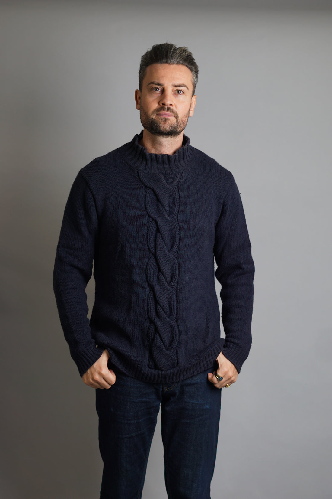 Gant Navy Cable Knit O-Neck