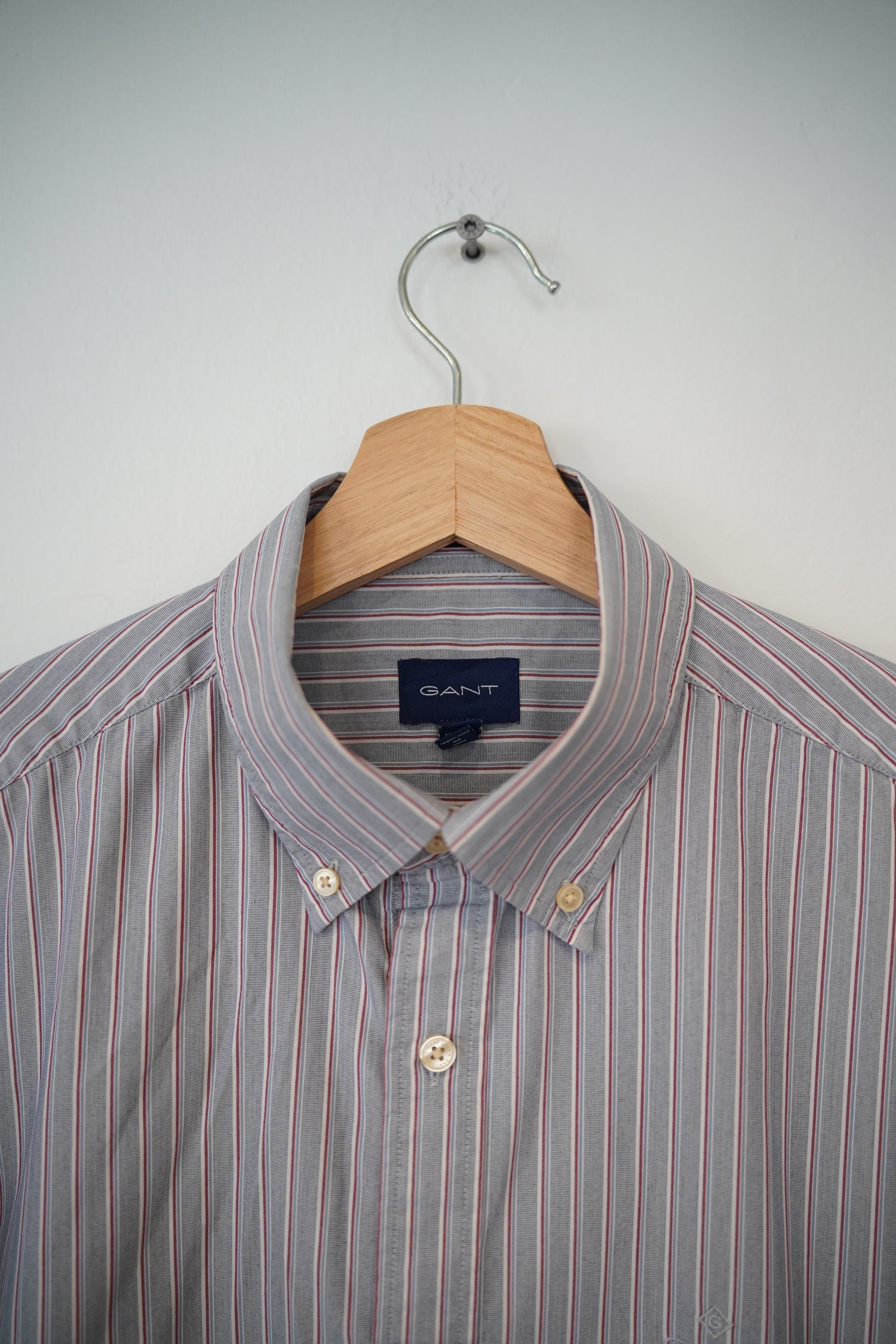 Gant Lightgrey and Red Striped Tech Prep Regular Shirt