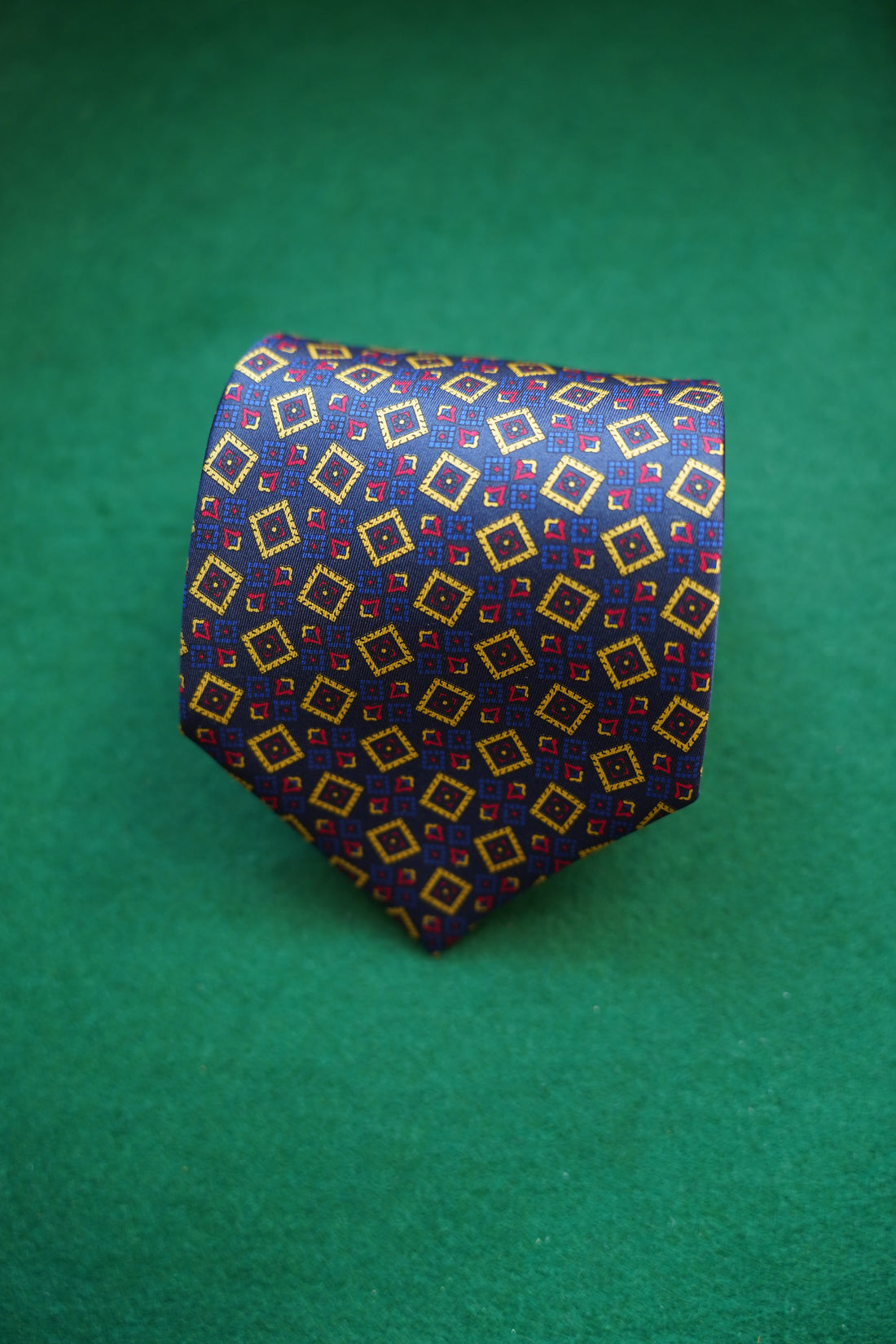 Da Vinci Blue, Yellow and Red Silk Tie