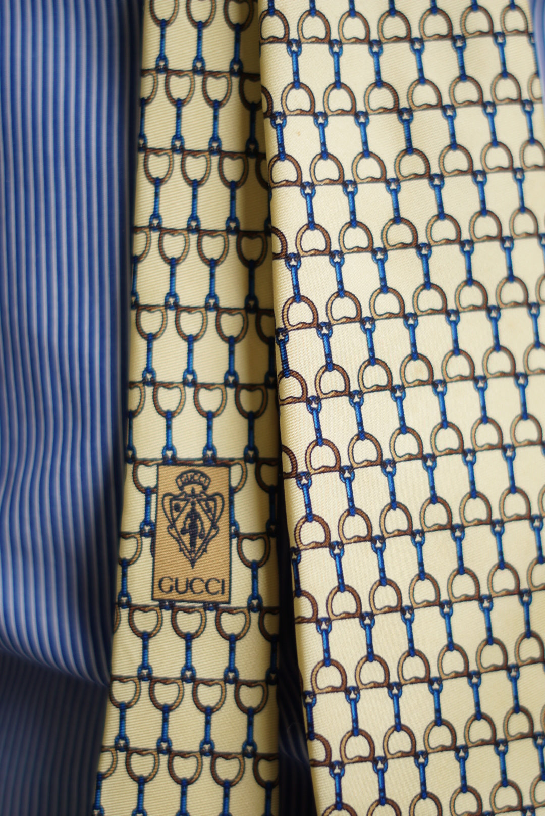 Gucci Yellow Chain Pattern Silk Tie