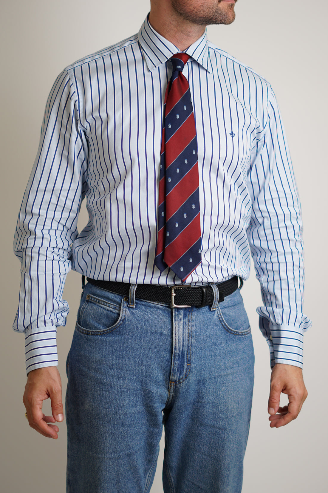 Ivy League Blue and Red Vintage Crest Tie