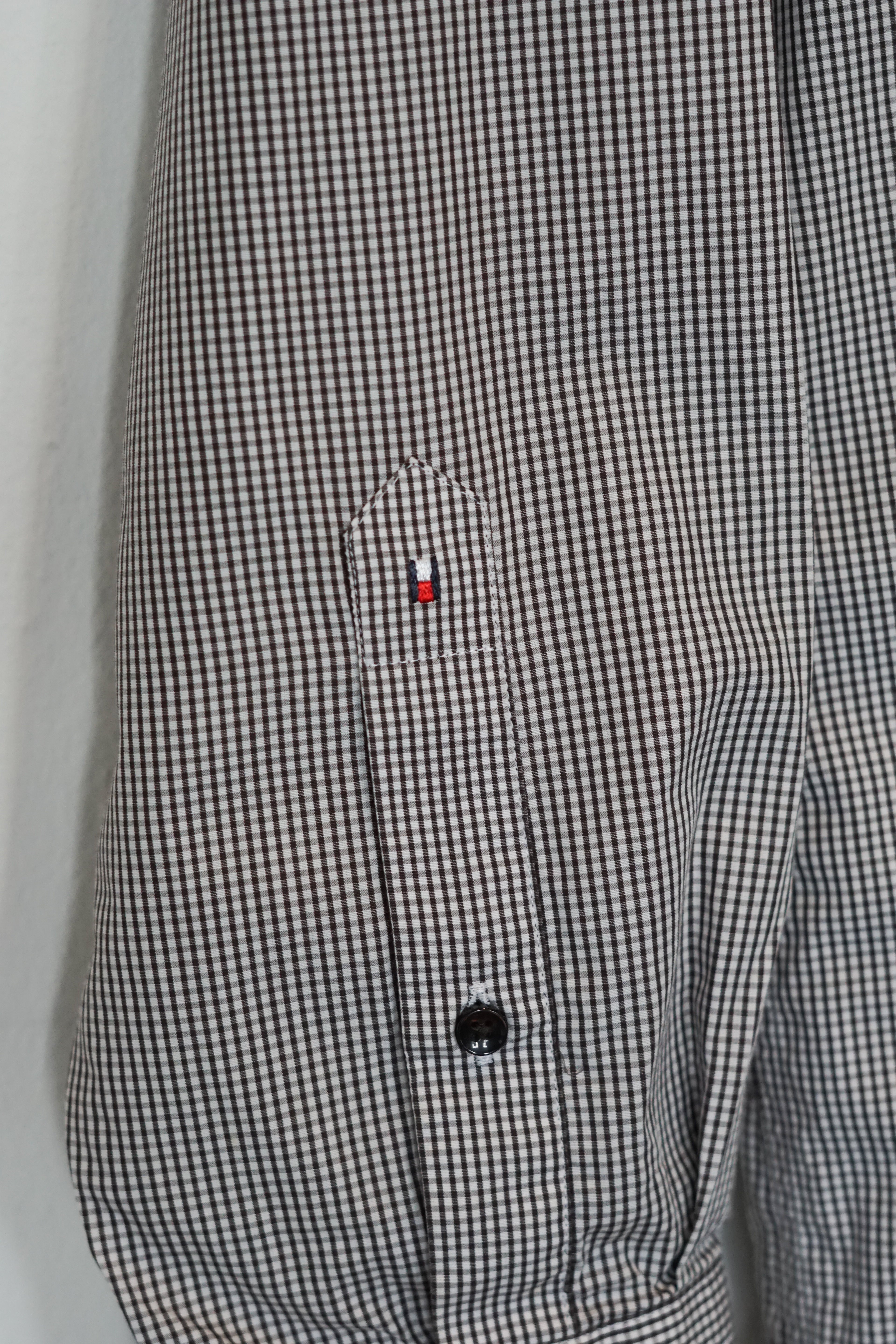 Tommy HIlfiger Tailored Black and Grey Checkered Fitted Cotton Shirt